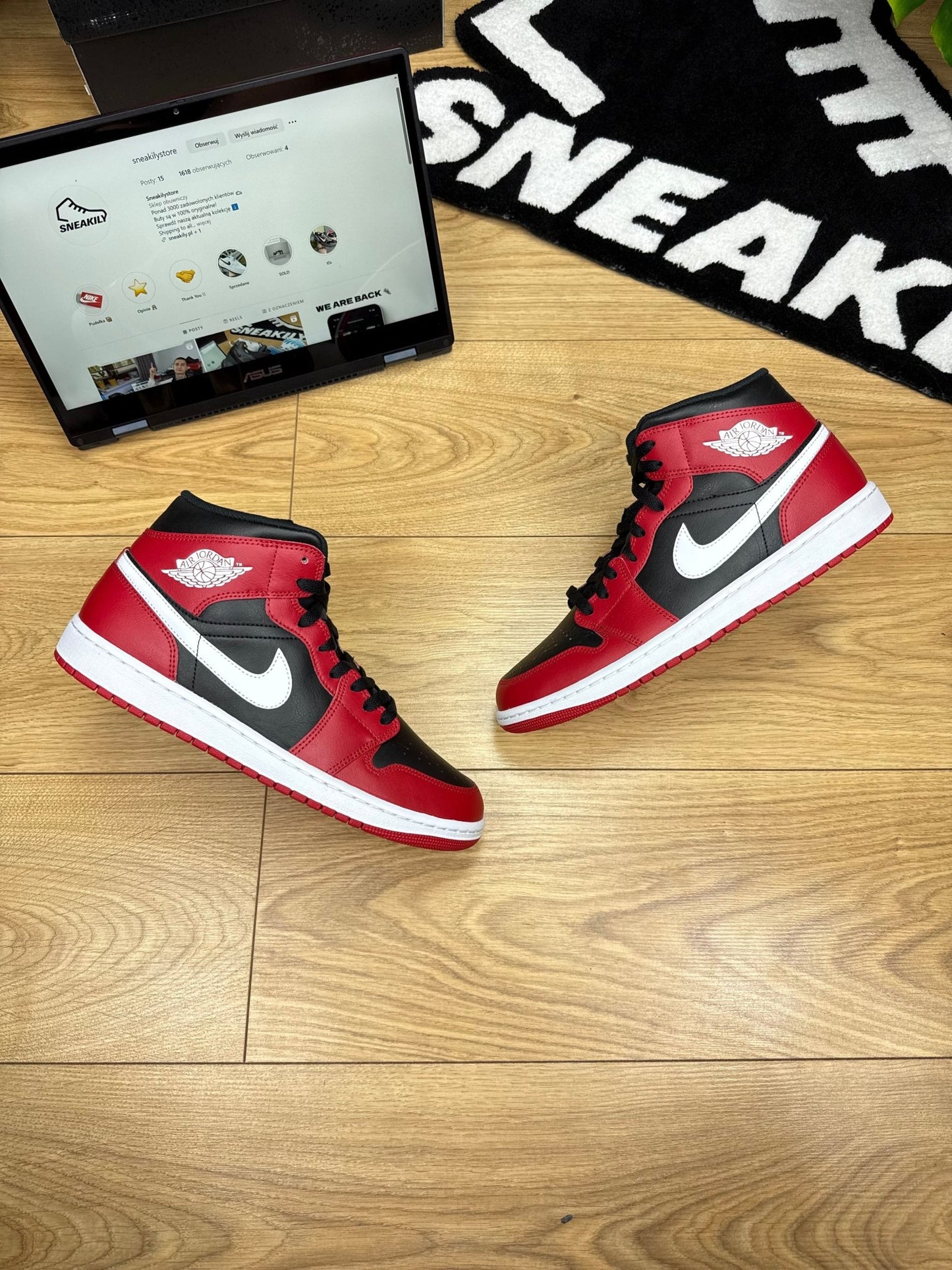 Nike Air Jordan 1 Mid (44)