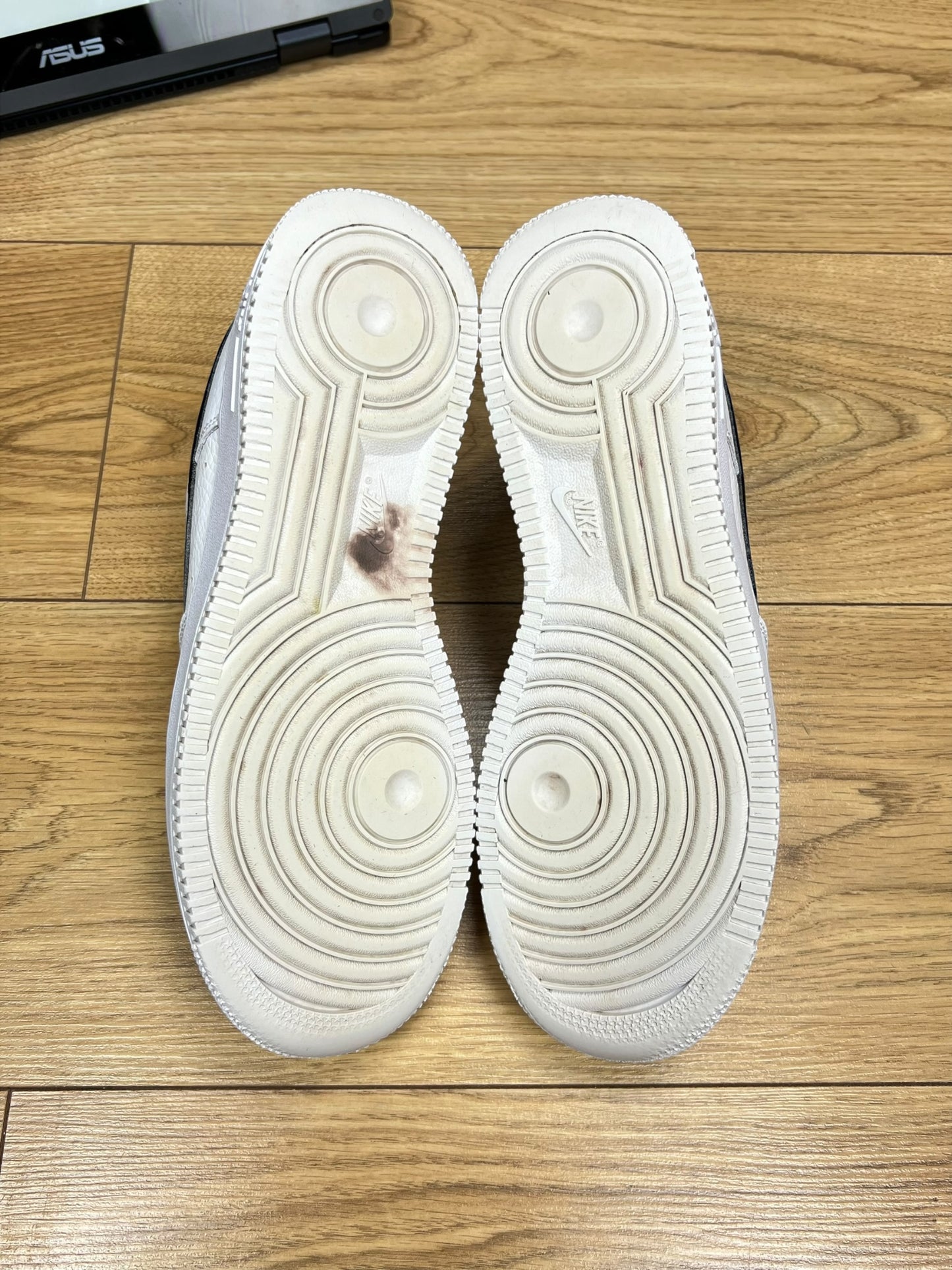 Nike Air Force 1 Low (42.5)