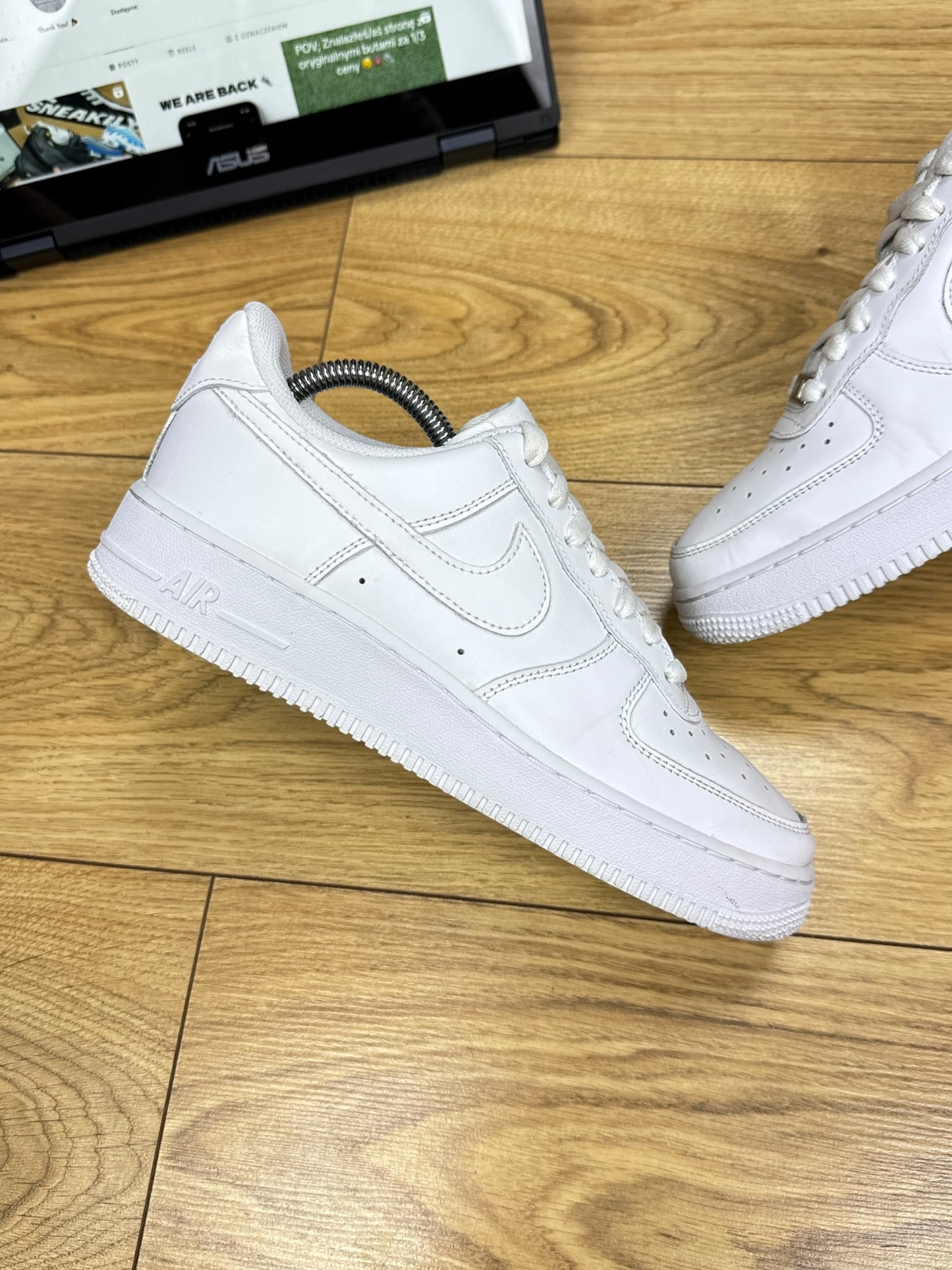 Nike Air Force 1 Low (40)