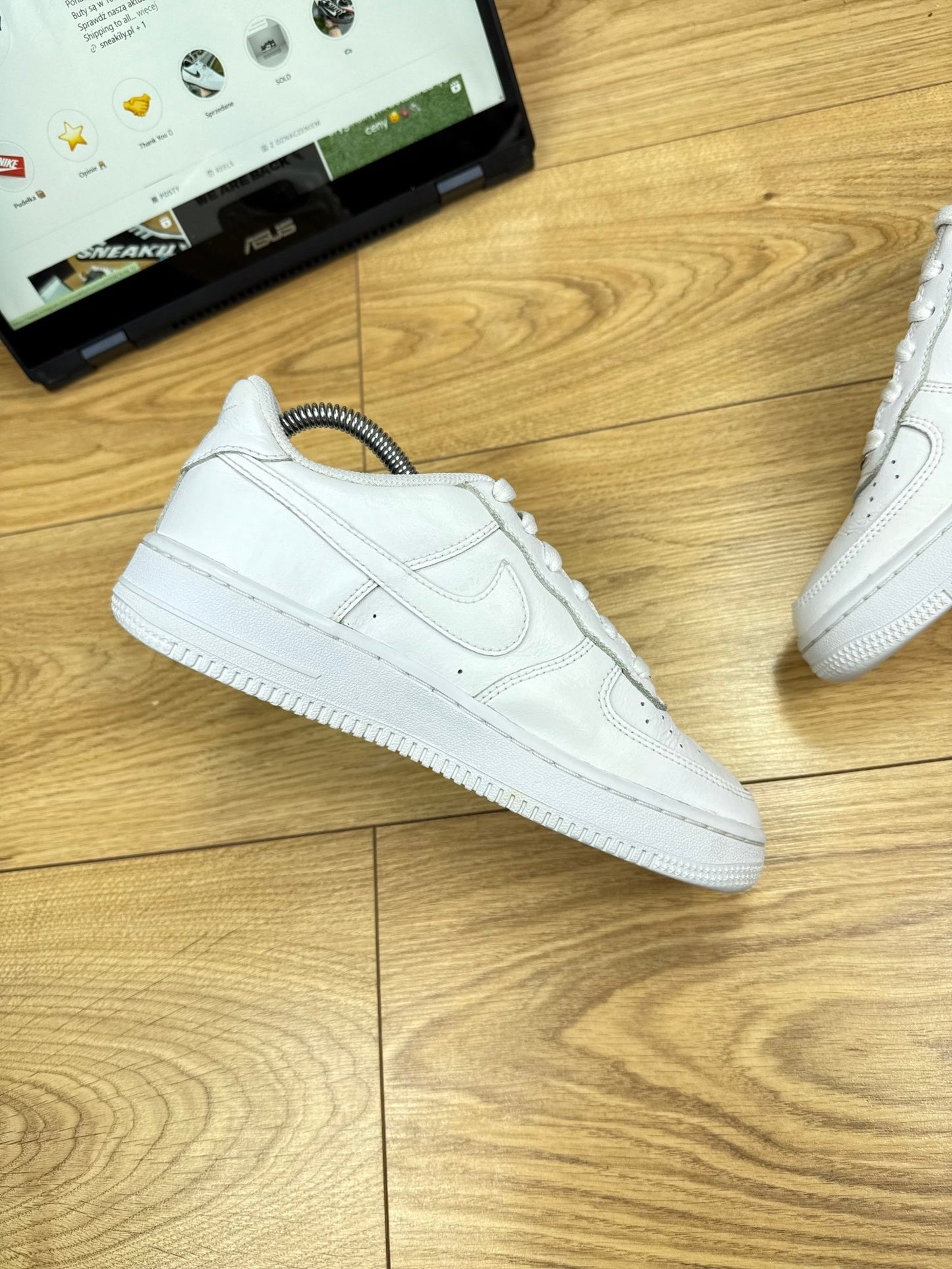 Nike Air Force 1 Low (37.5)