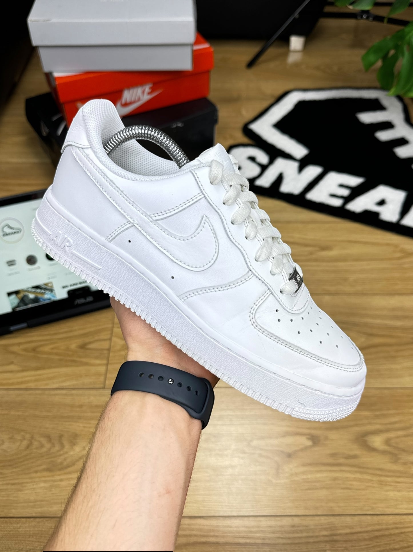 Nike Air Force 1 Low (40)