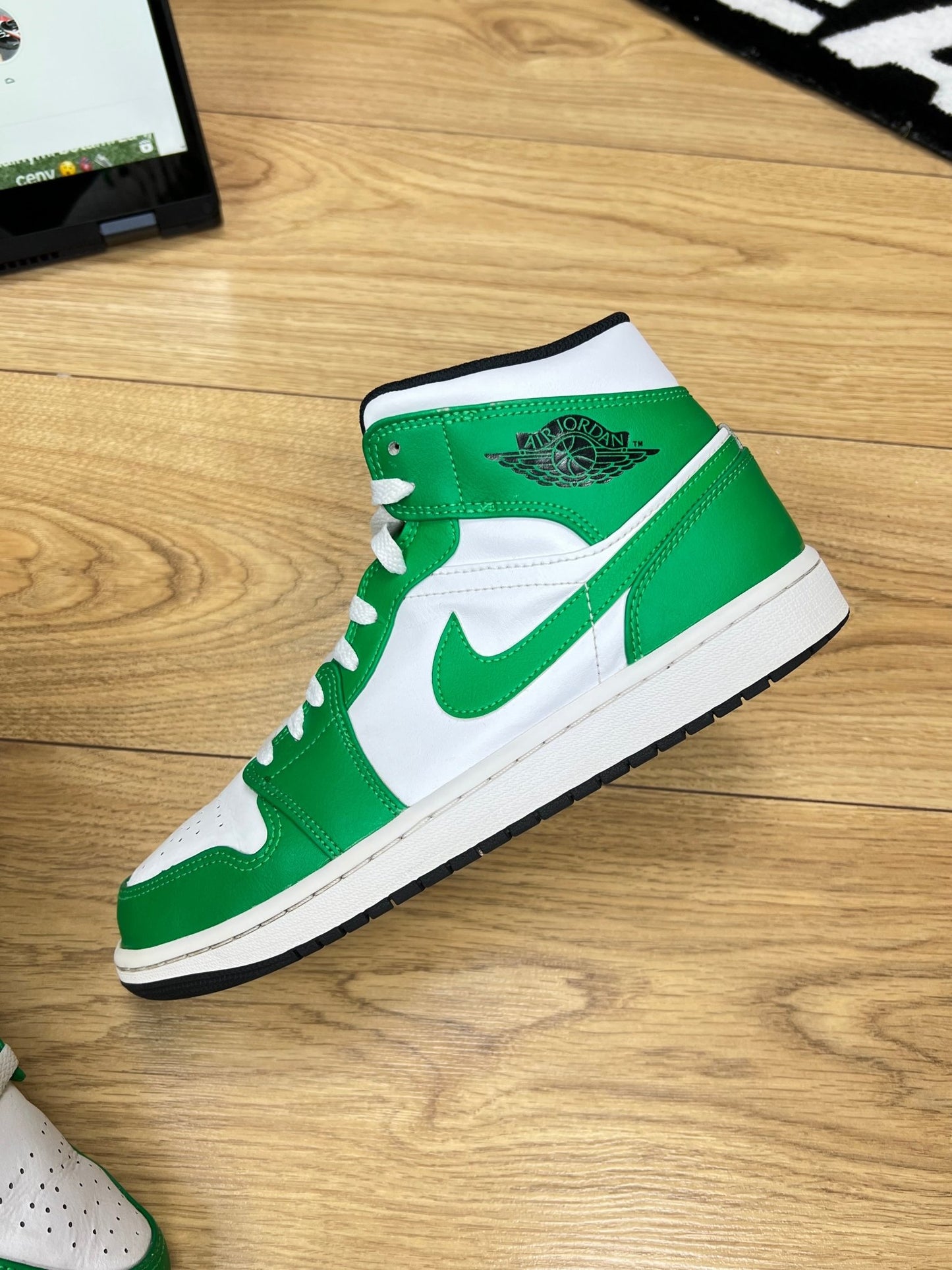 Nike Air Jordan 1 Mid (42.5)