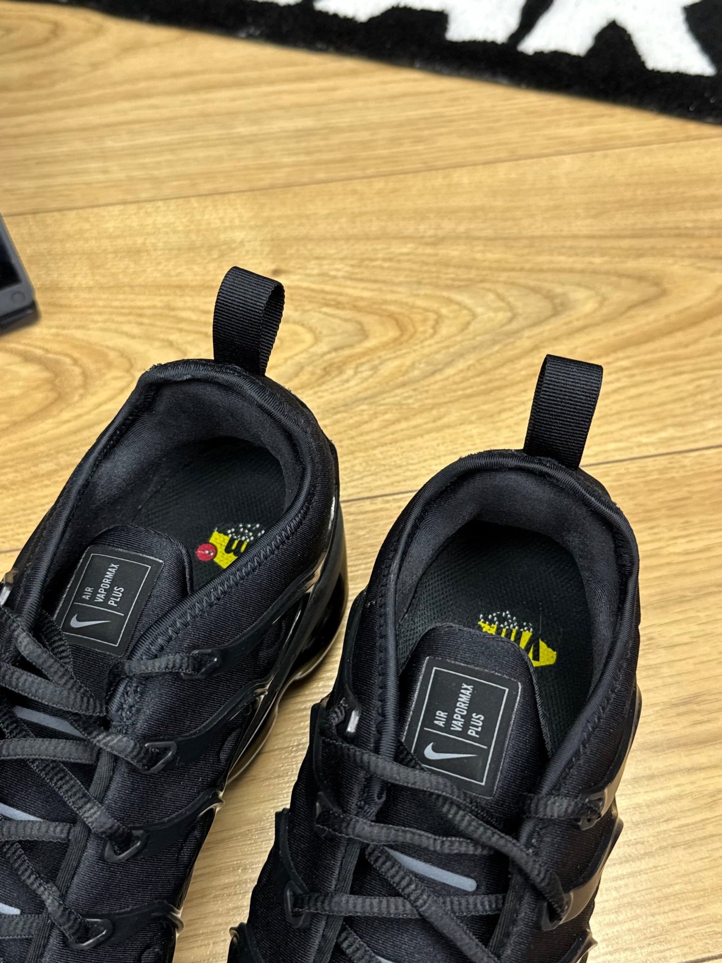 Nike Air Vapormax Plus (44)