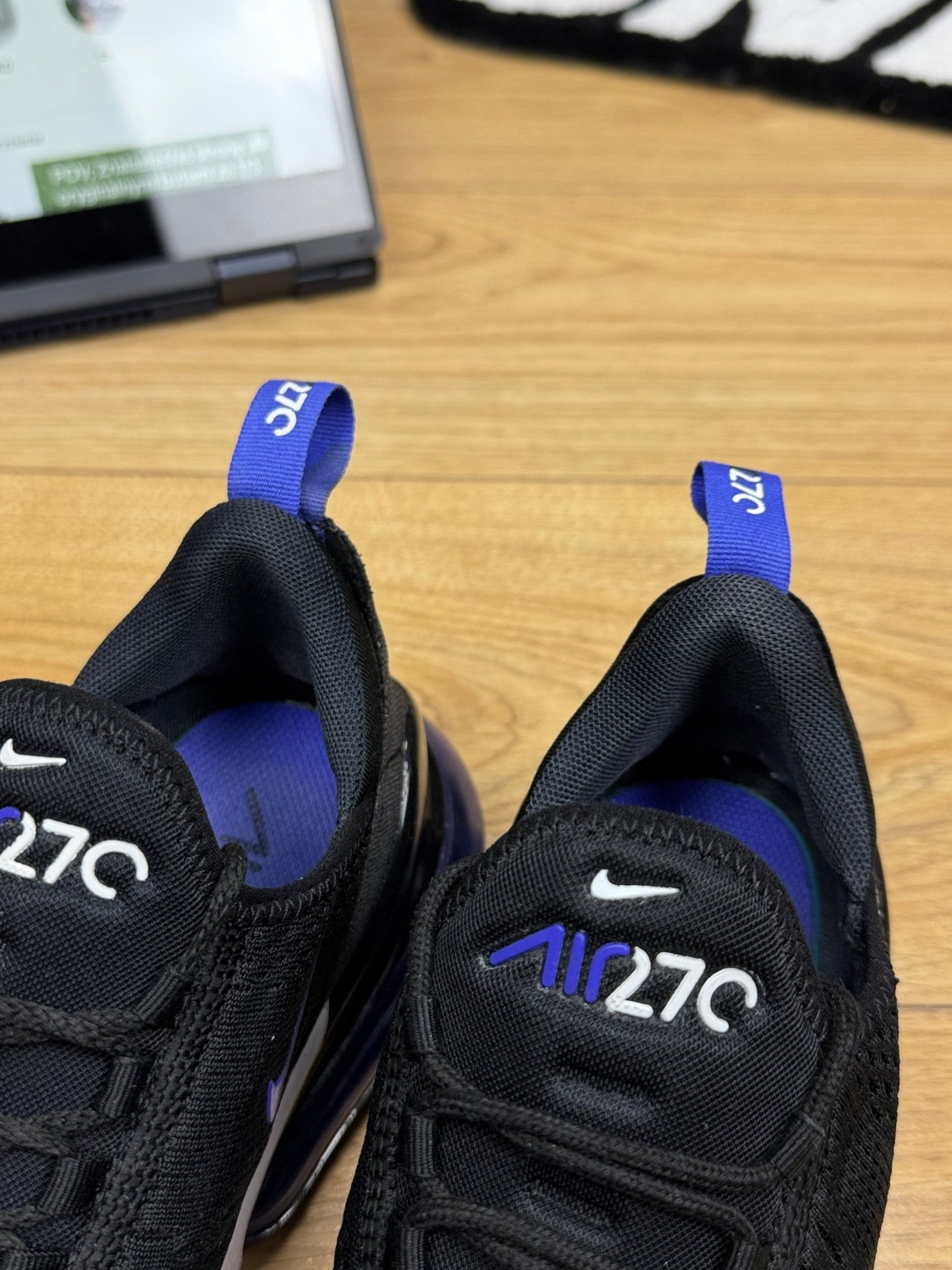 Nike Air Max 270 (40)