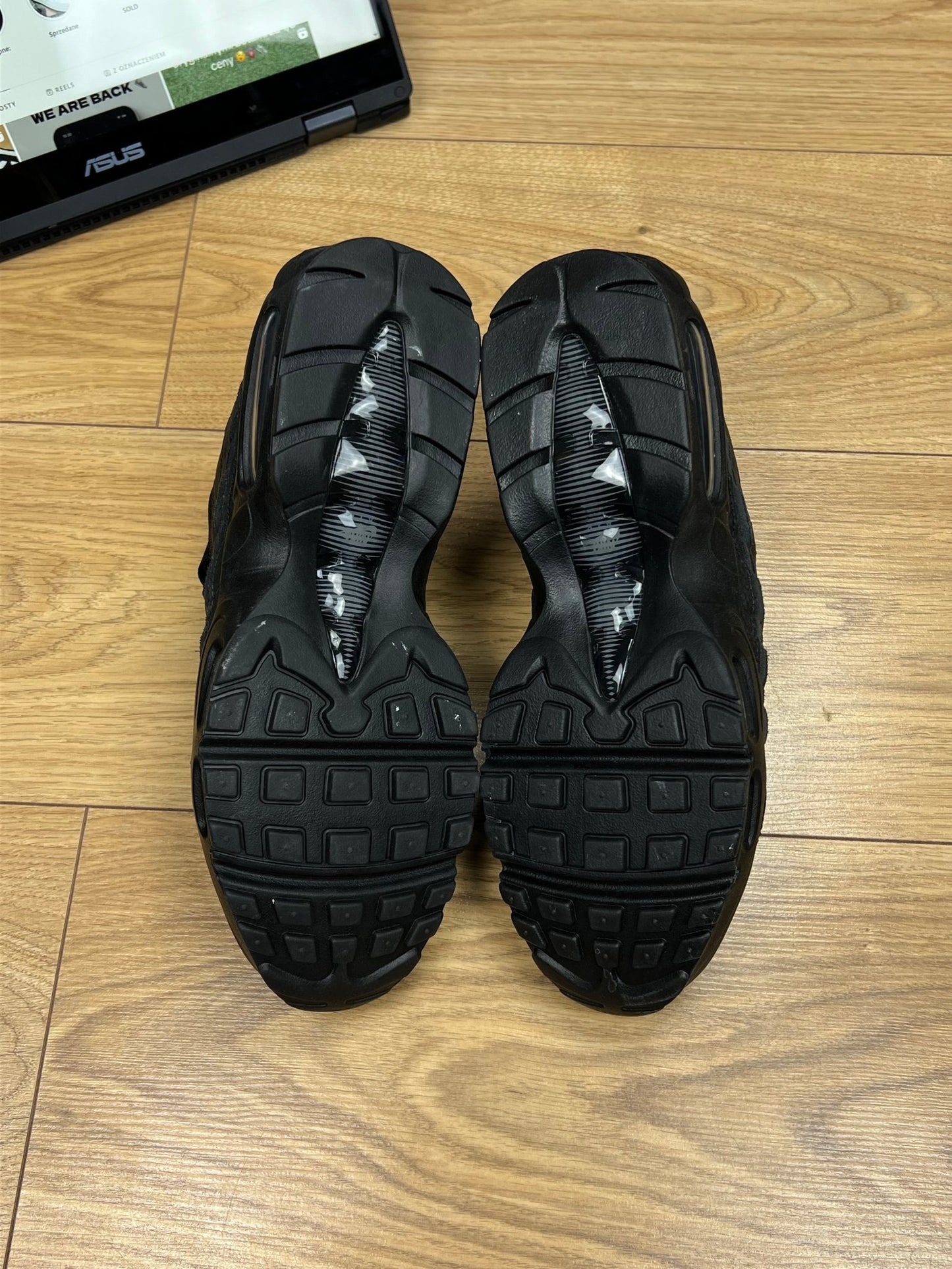 Nike Air Max 95 (42.5) - Nowe