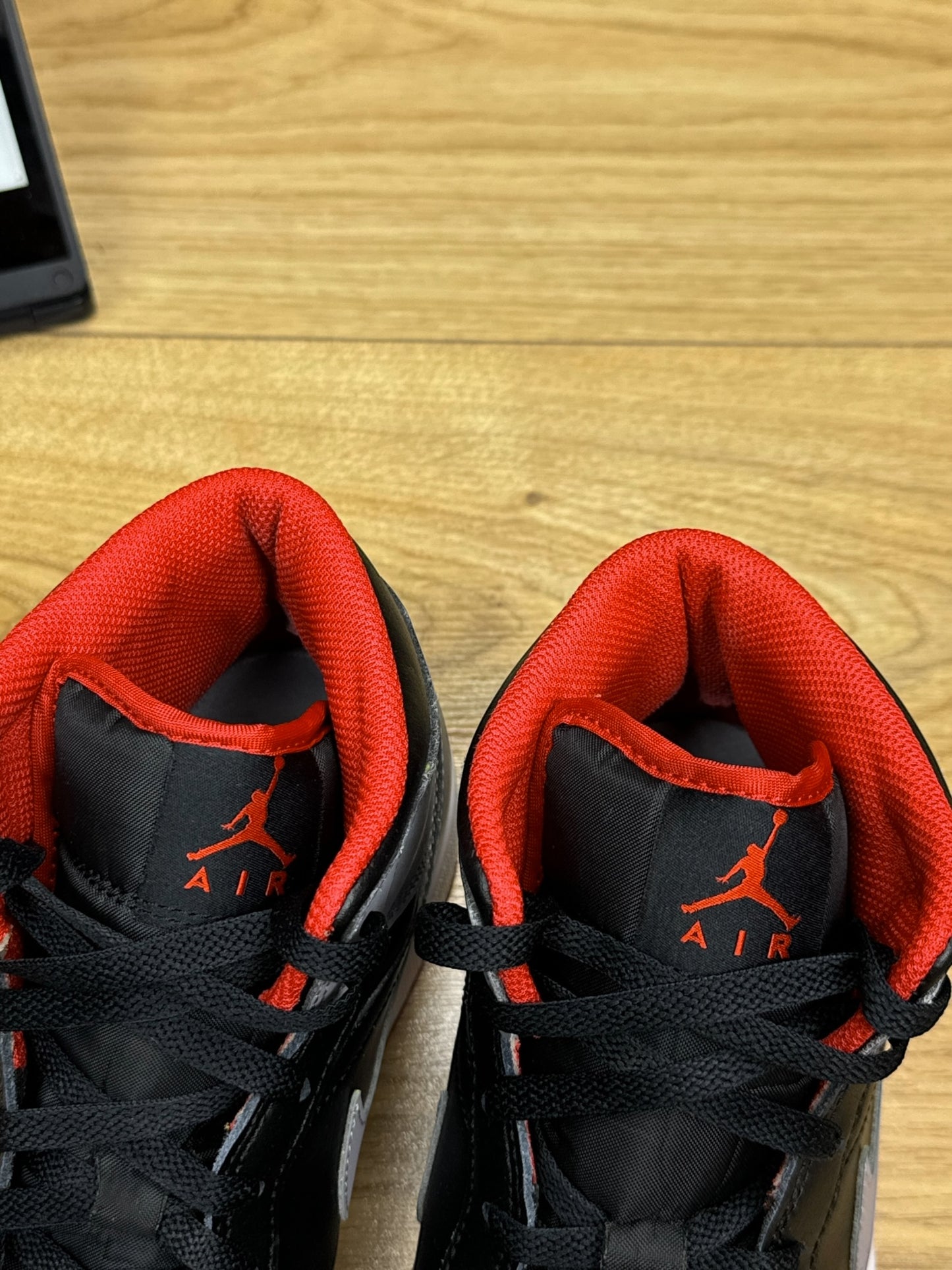 Nike Air Jordan 1 Mid (44)