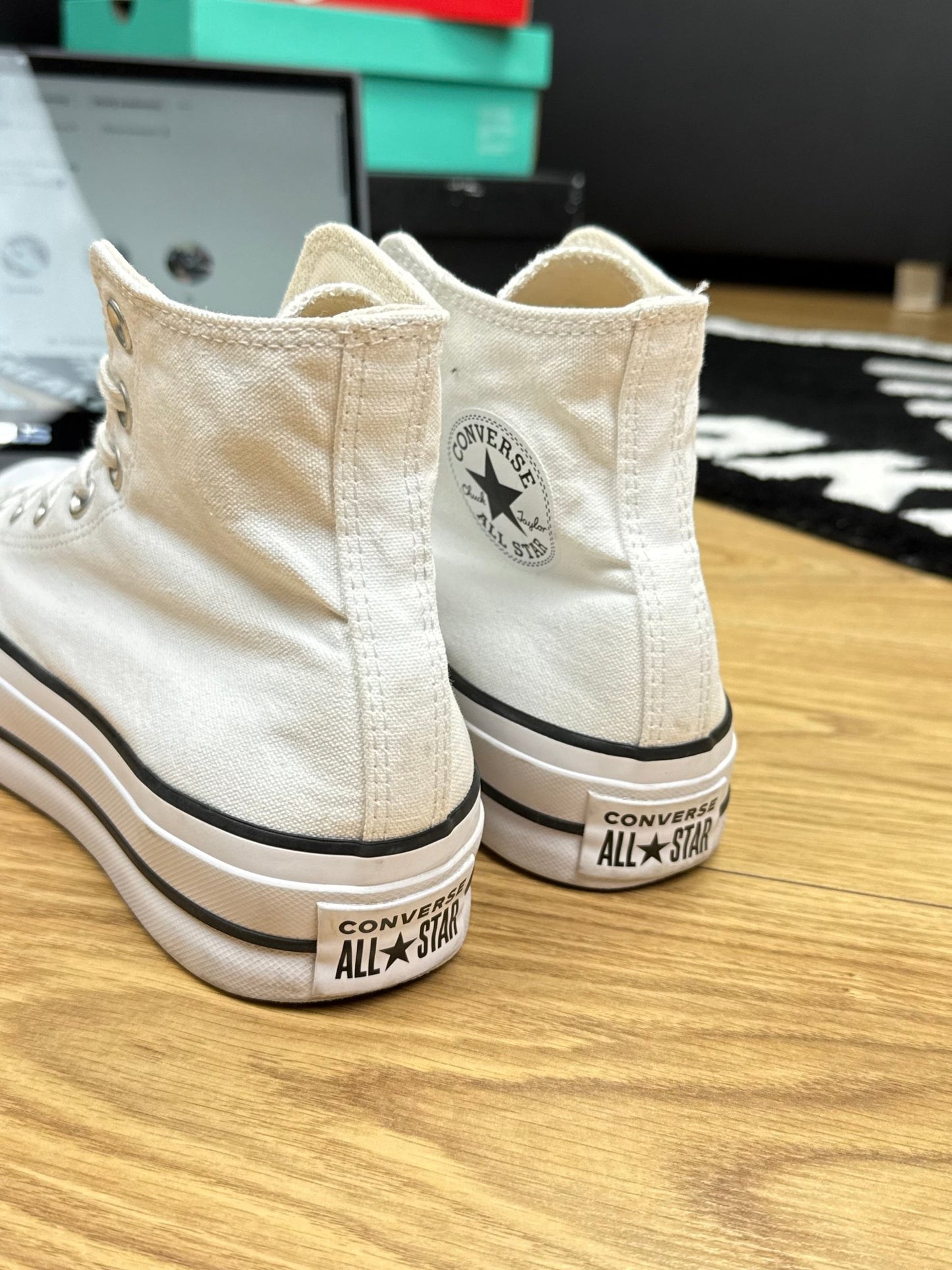 Converse Chuck Taylor High Platform (39.5)