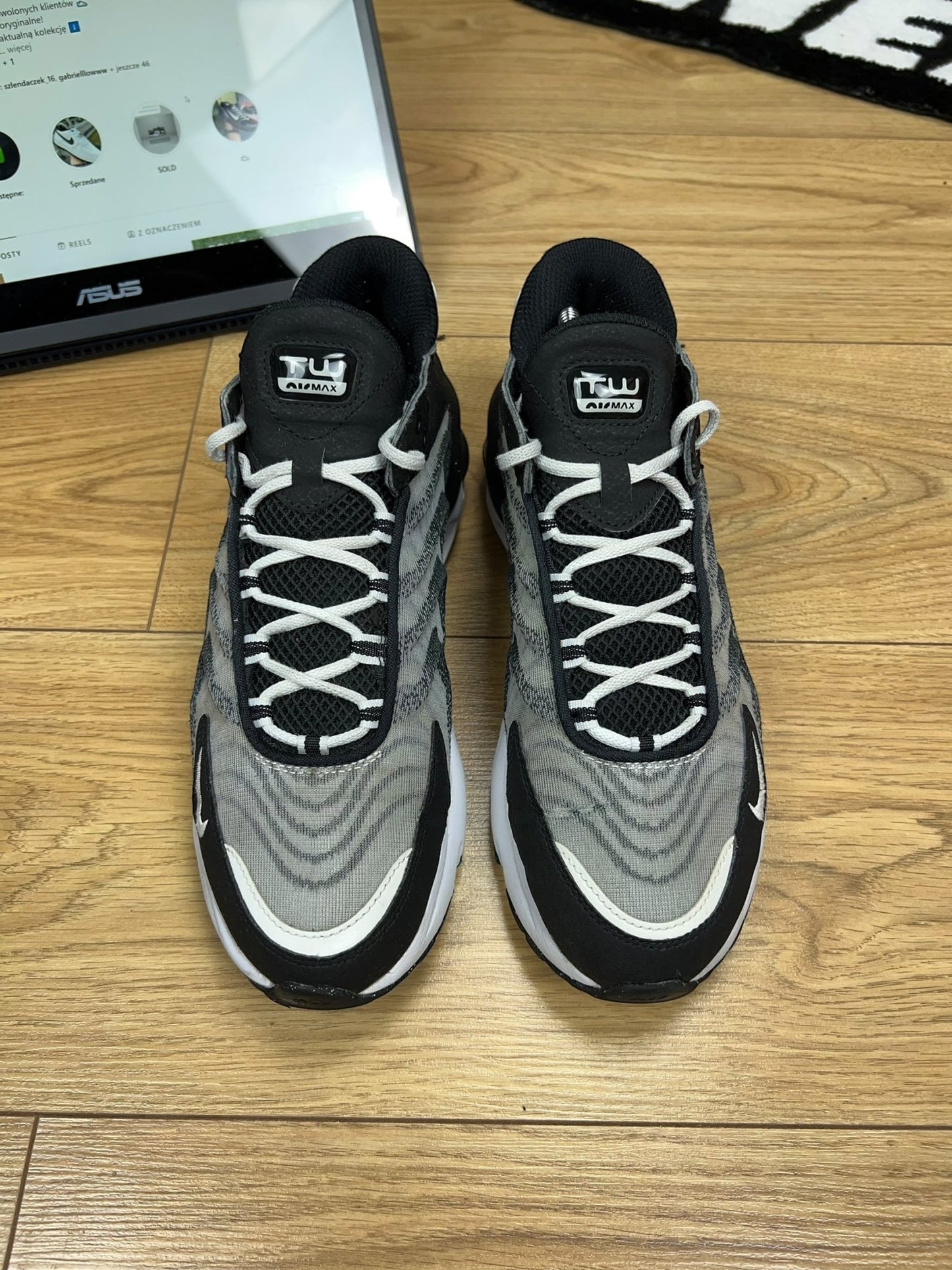 Nike Air Max TW (42)