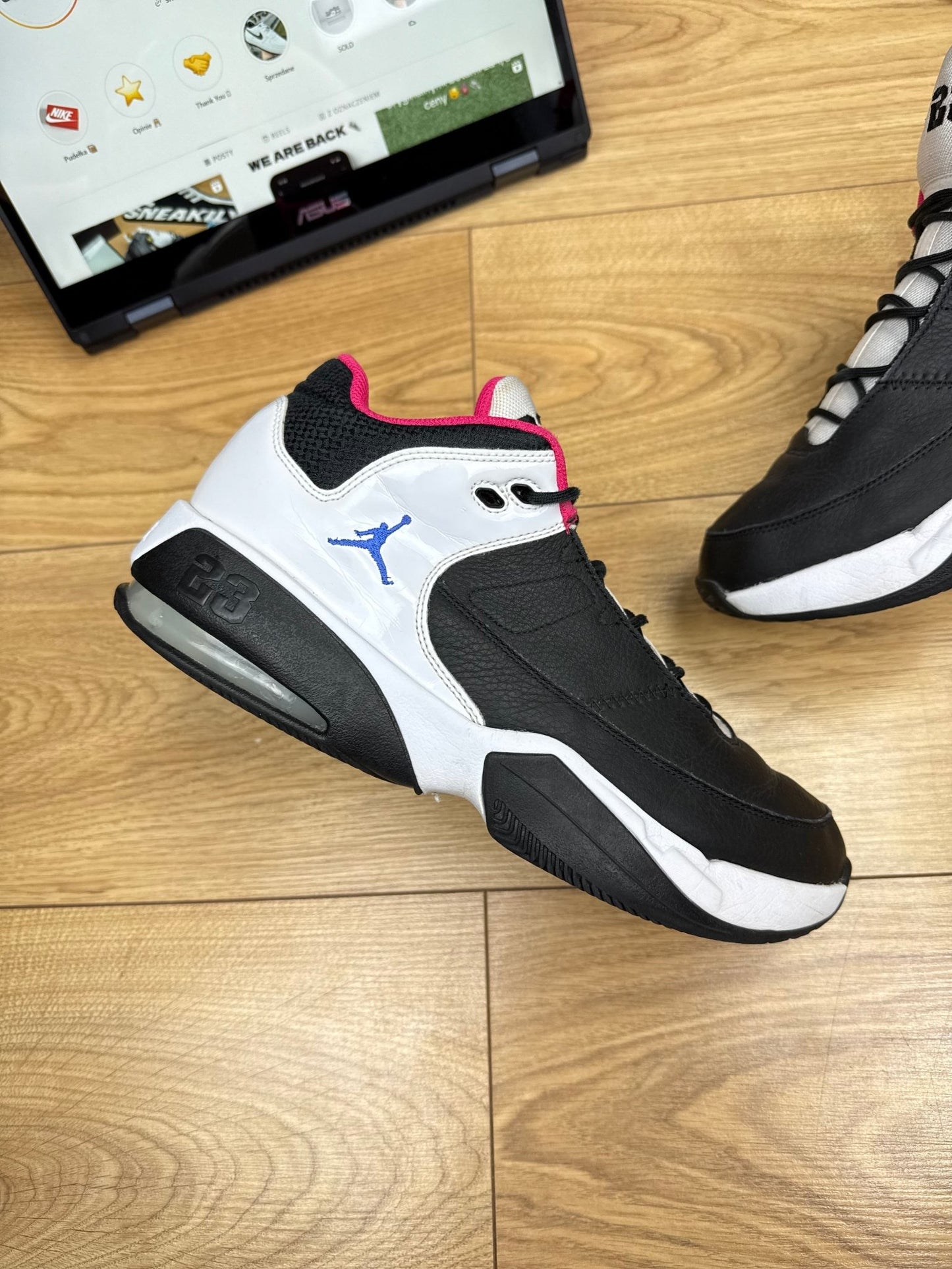 Nike Air Jordan Max Aura 3 (44)