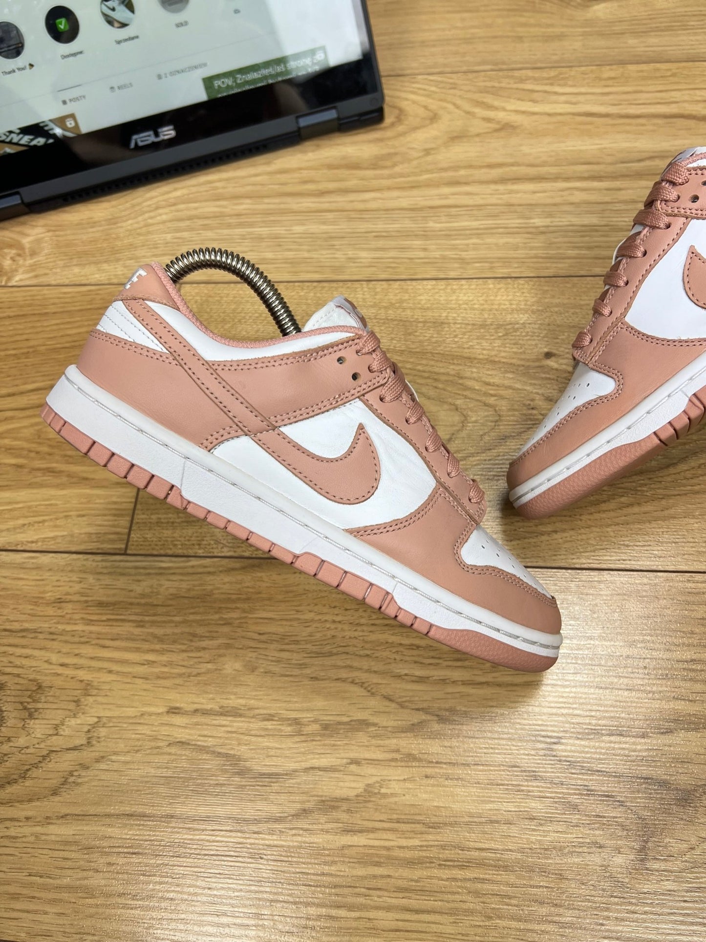 Nike Dunk Low (37.5)