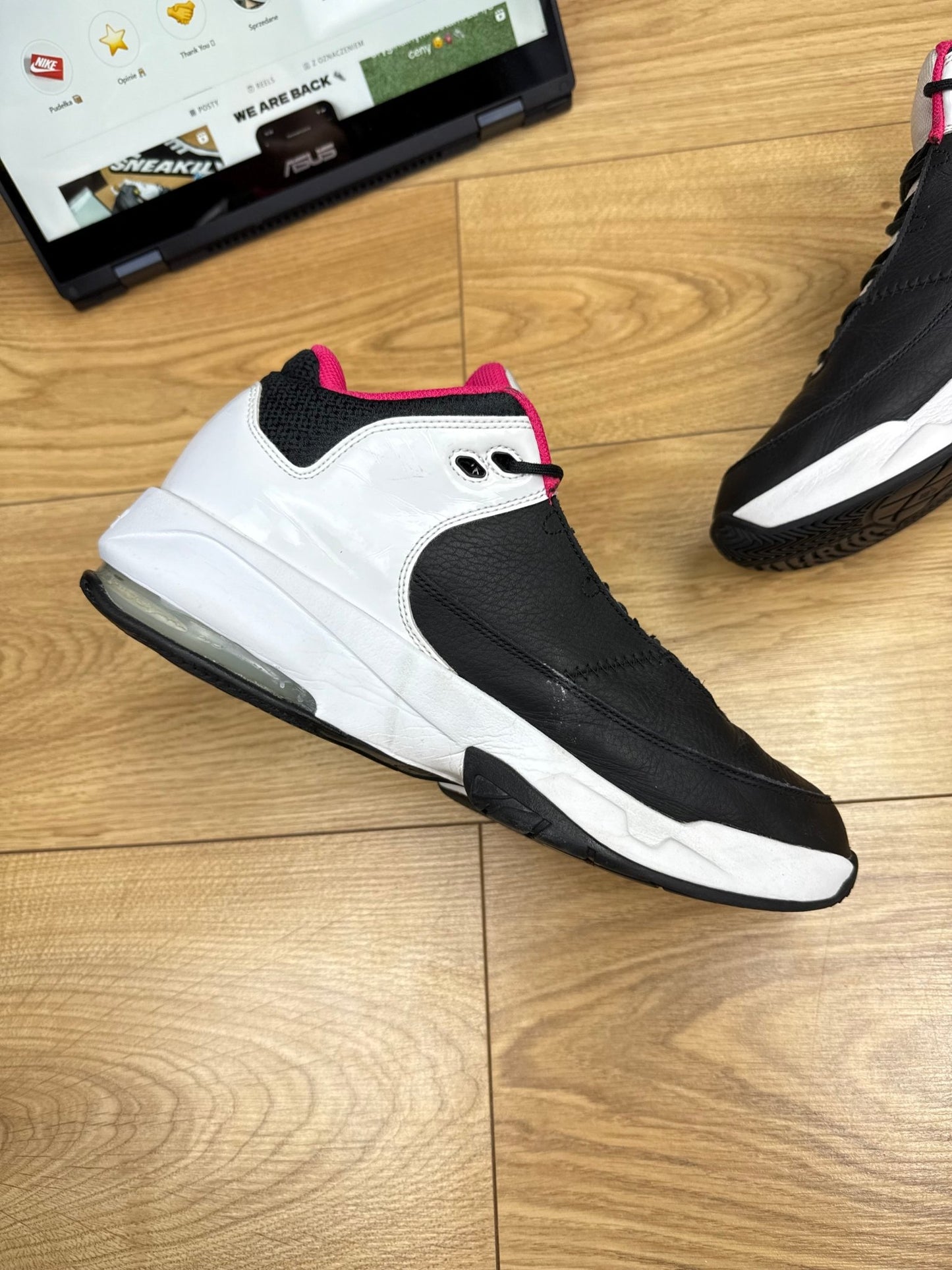 Nike Air Jordan Max Aura 3 (44)