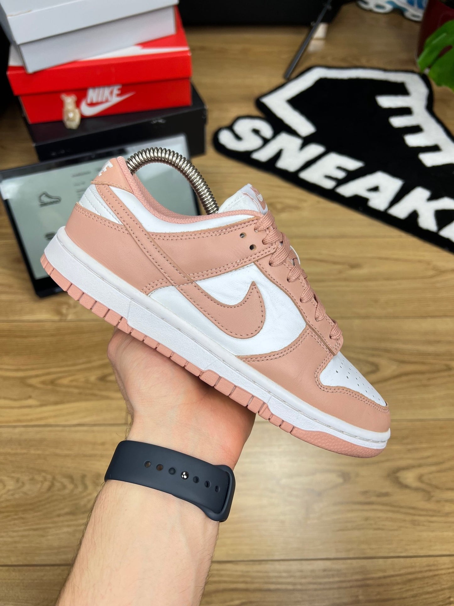 Nike Dunk Low (37.5)