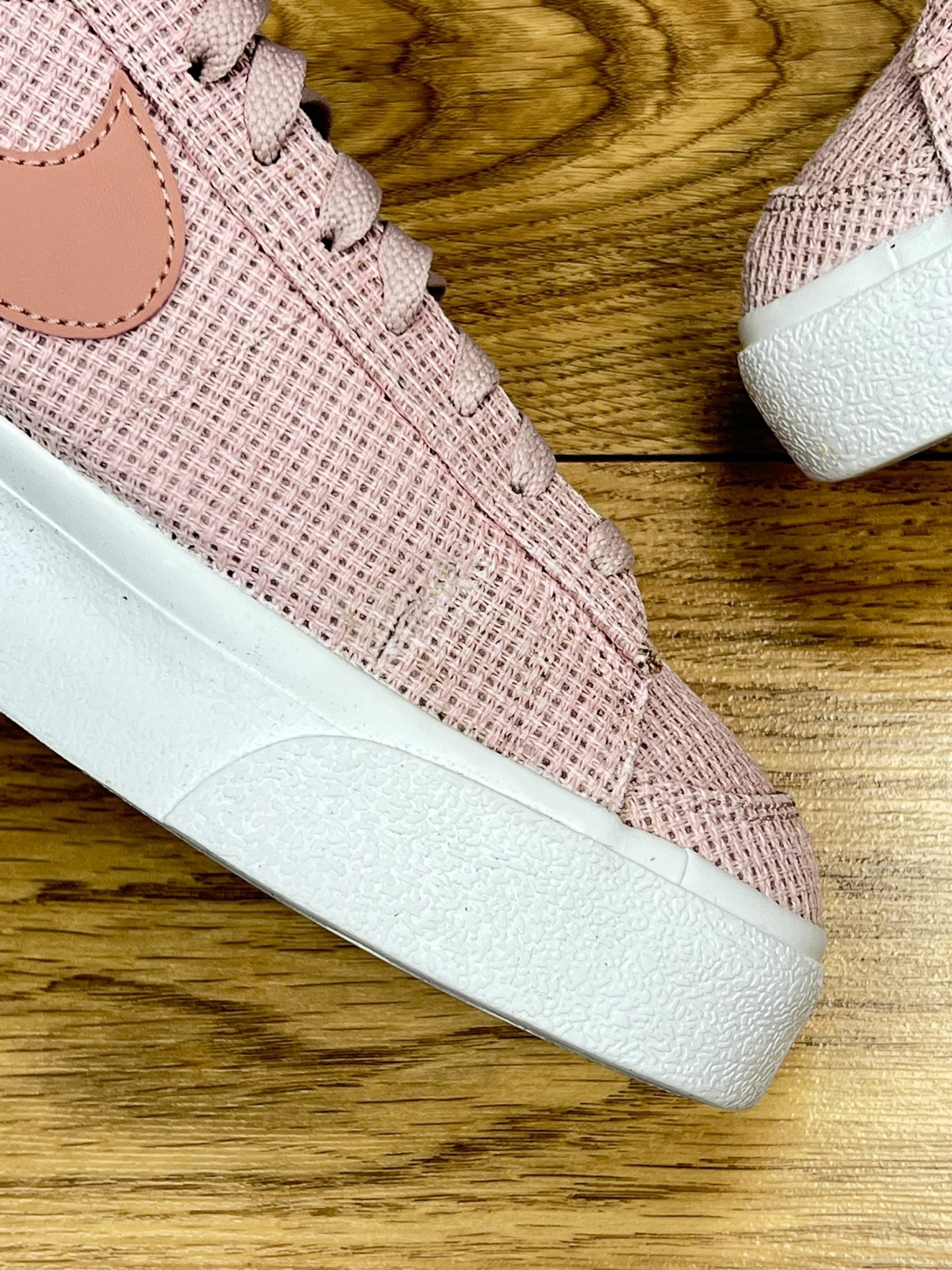 Nike Blazer Low Platform (40)