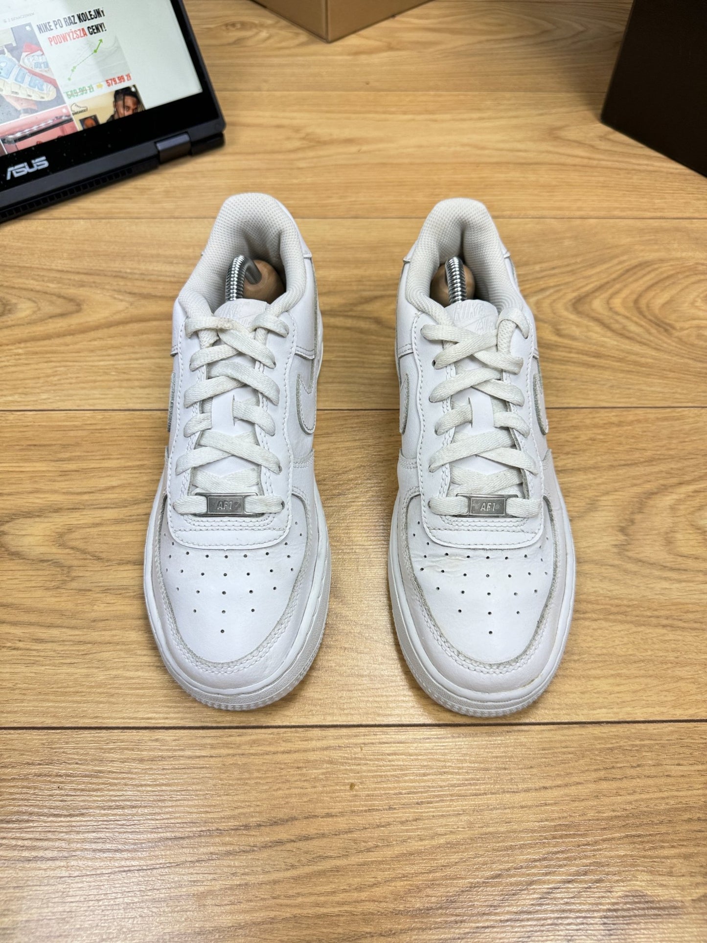 Nike Air Force 1 Low (38.5)