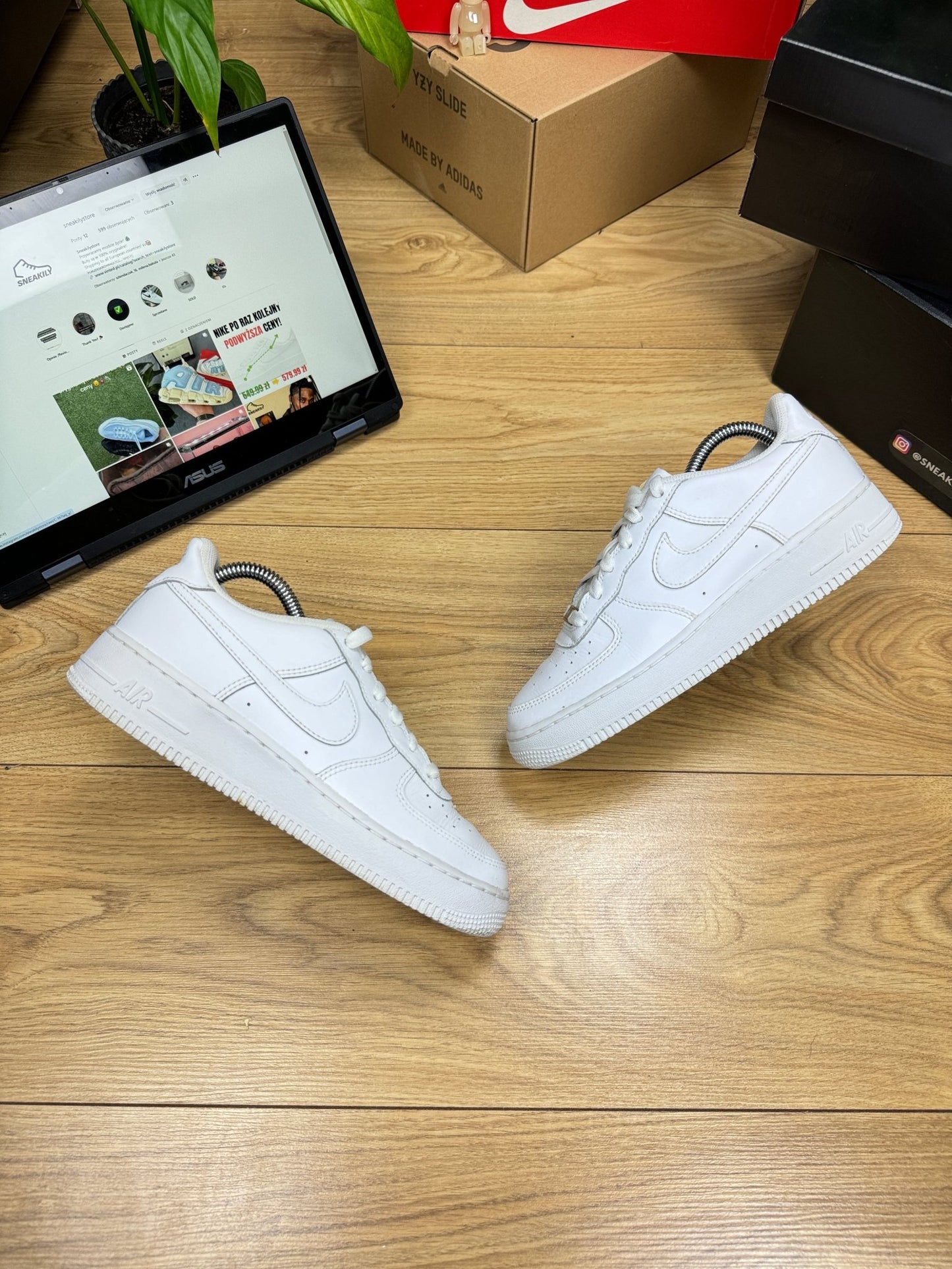 Nike Air Force 1 Low (38.5)
