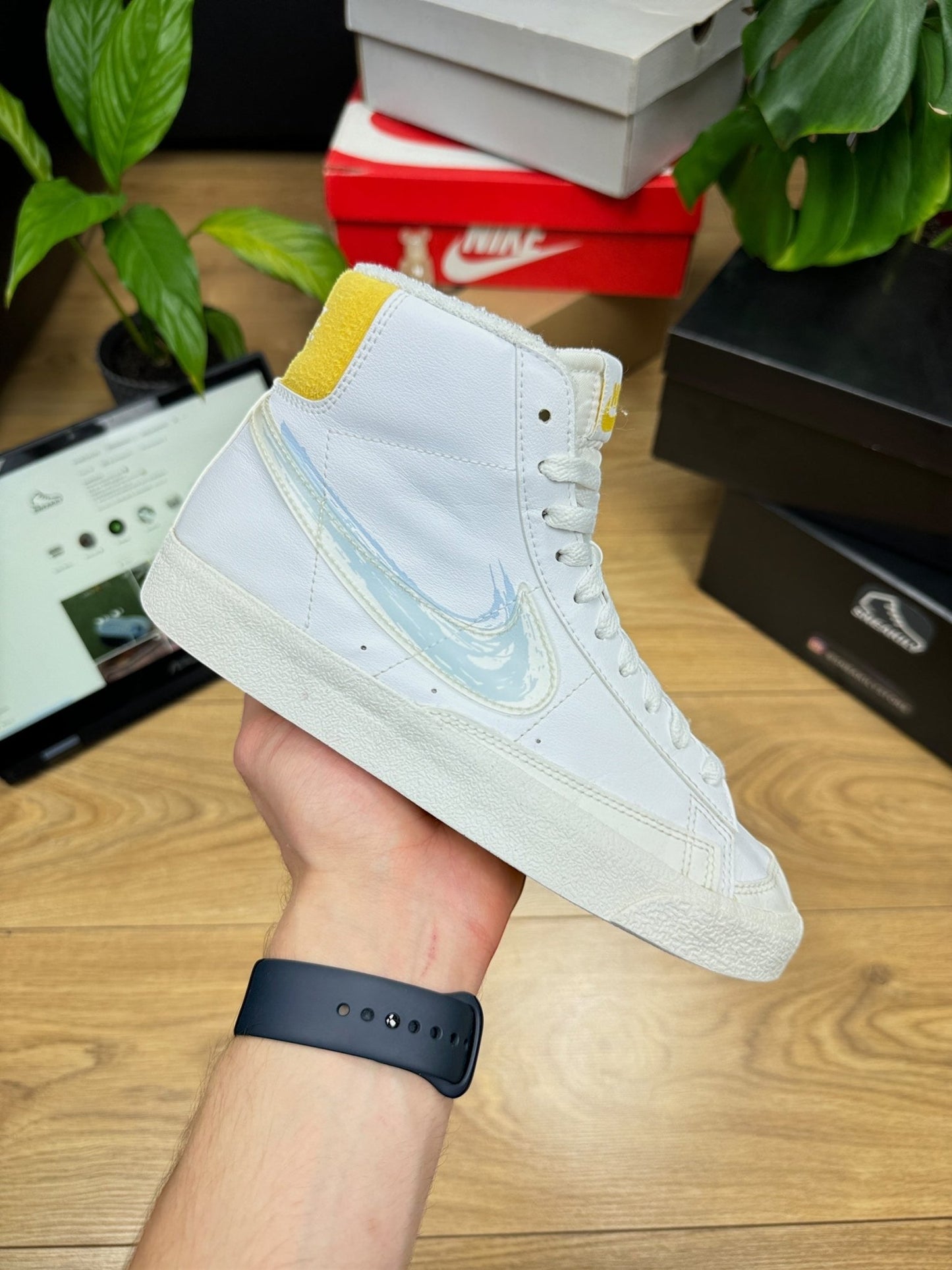 Nike Blazer Mid 77 (37.5)