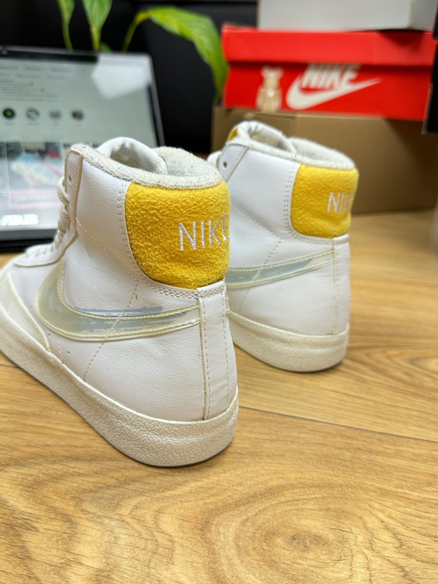 Nike Blazer Mid 77 (37.5)