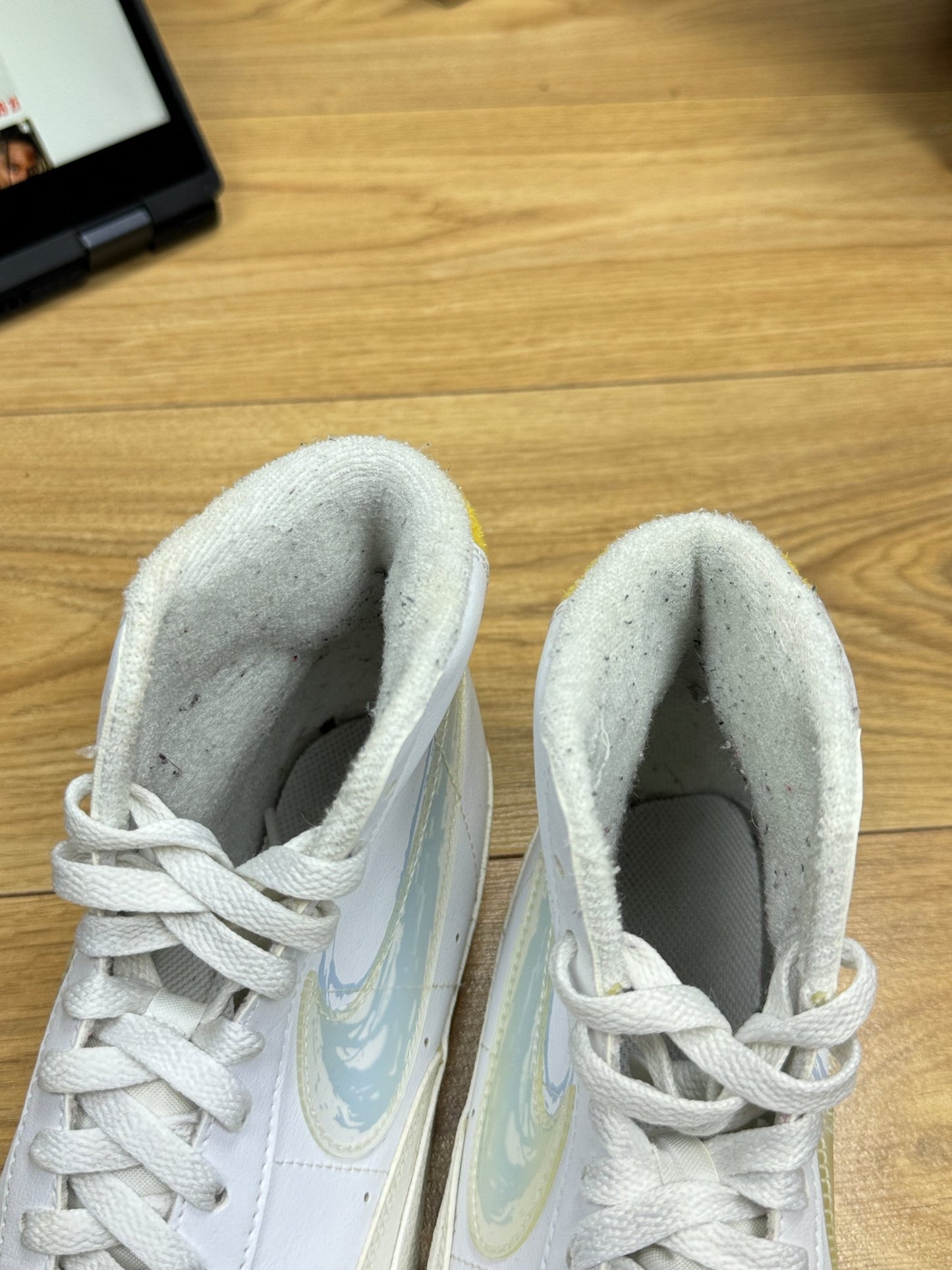 Nike Blazer Mid 77 (37.5)