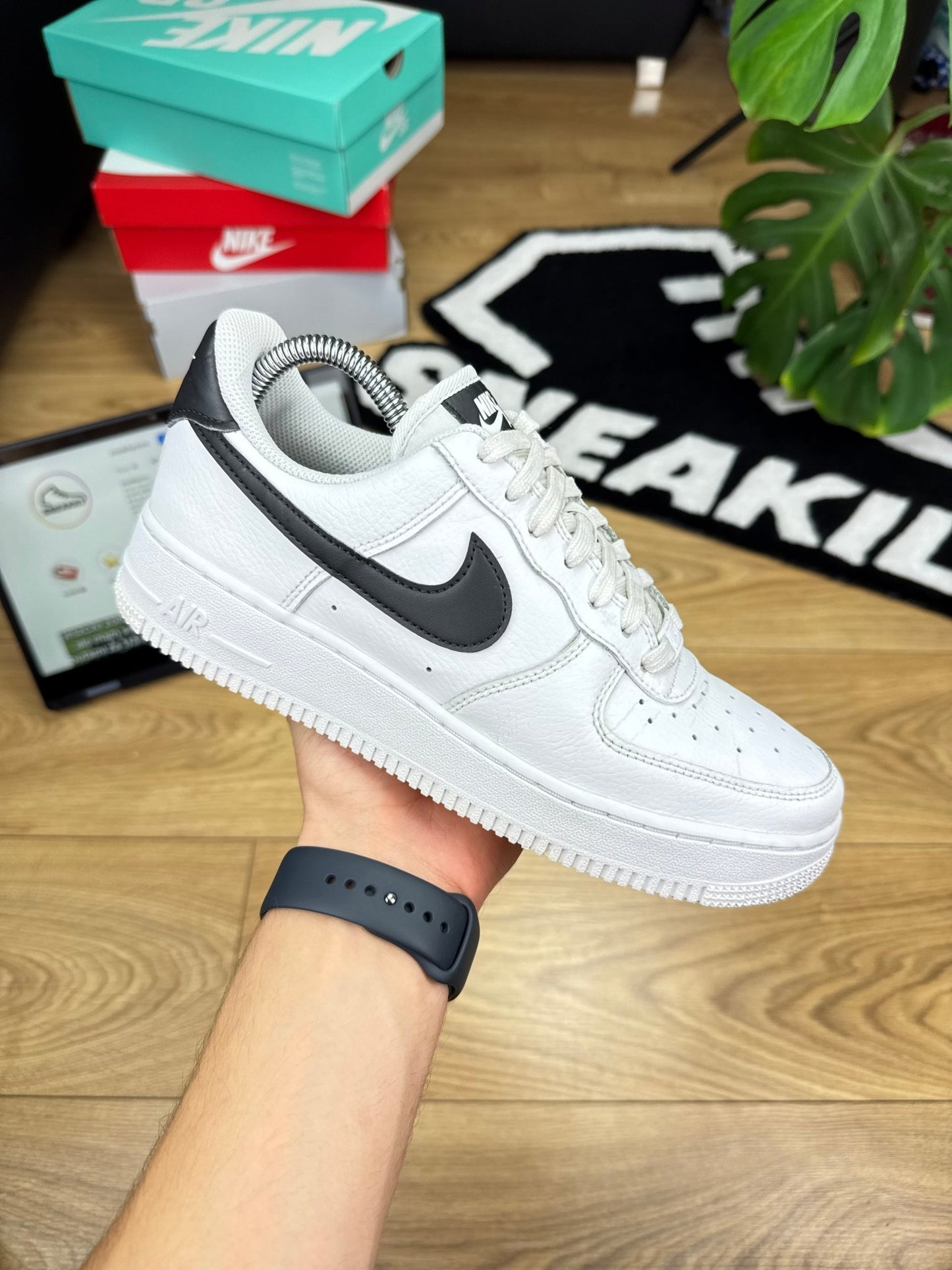 Nike Air Force 1 Low (40)