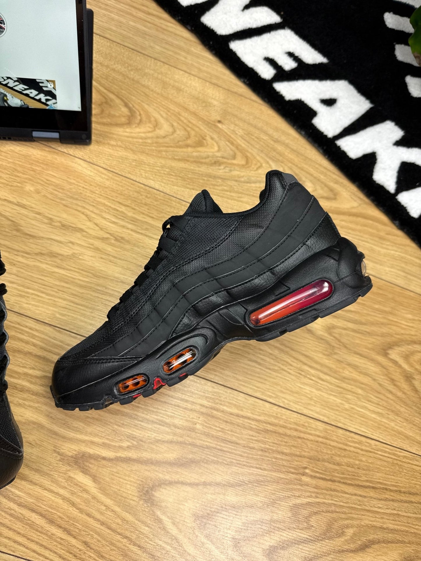 Nike Air Max 95 (42.5)