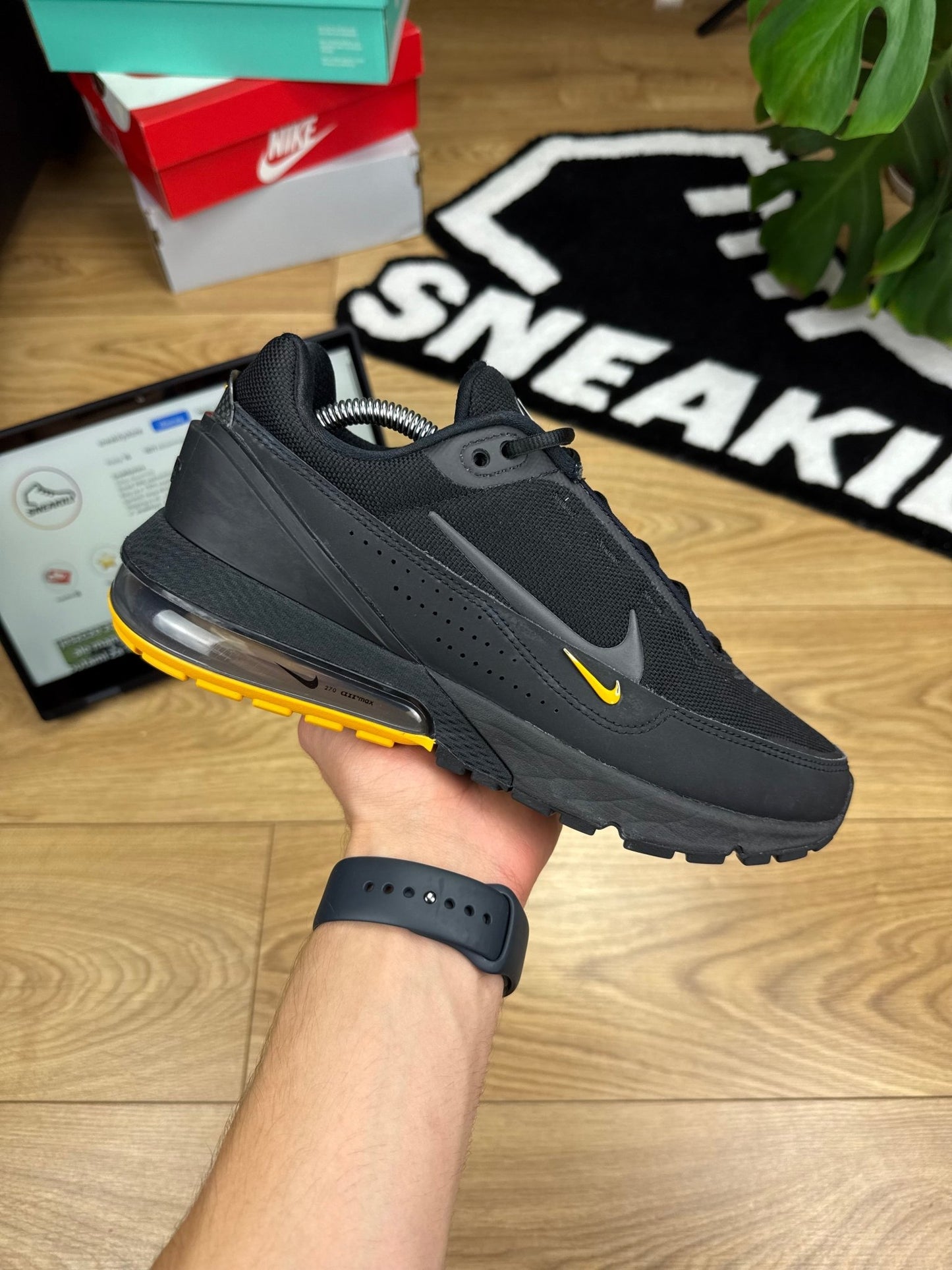 Nike Air Max Pulse (41)