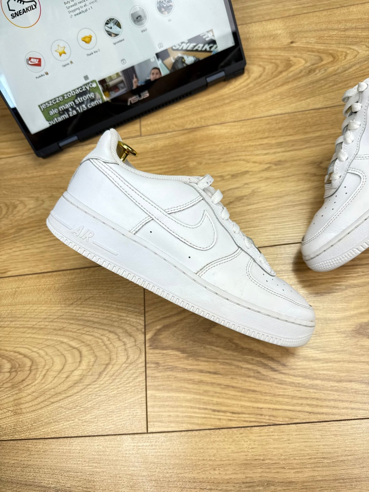 Nike Air Force 1 Low (40)