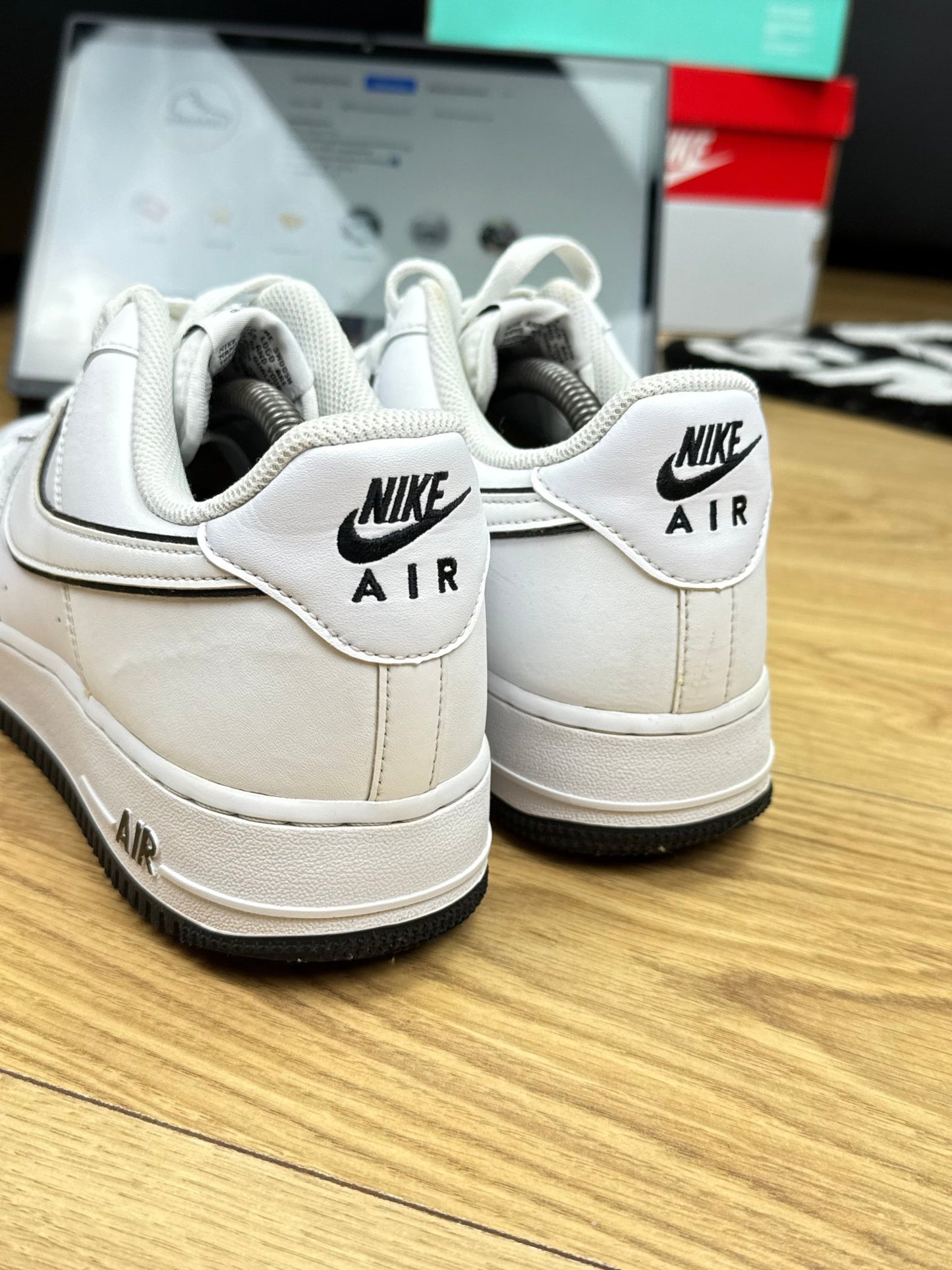 Nike Air Force 1 Low (45.5)