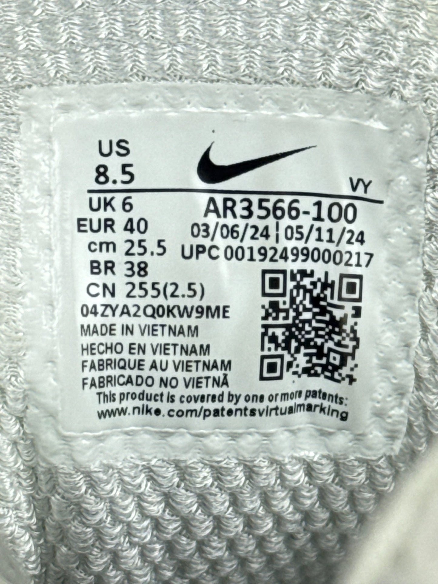 Nike Shox TL (40) - sneakilystore