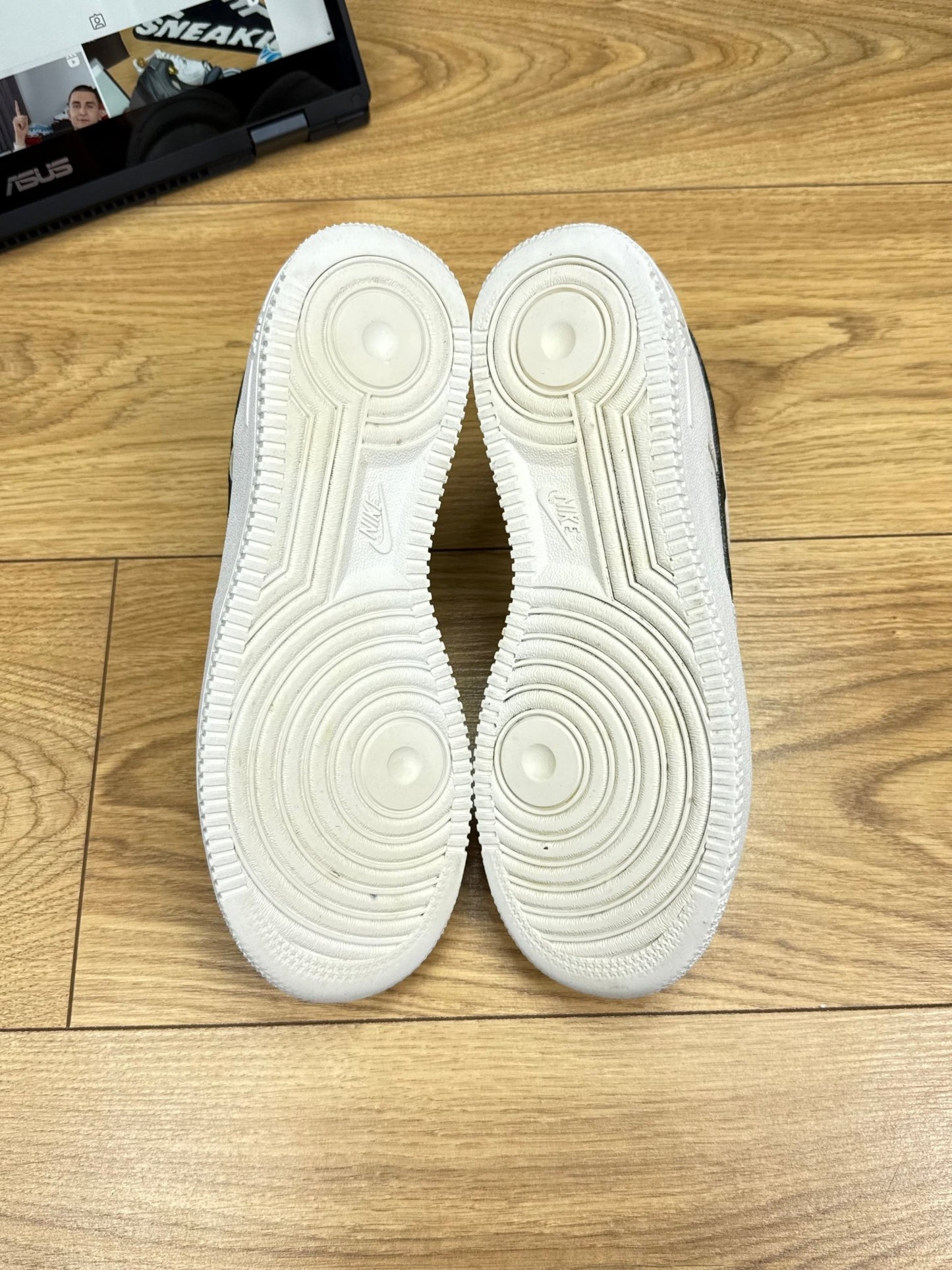 Nike Air Force 1 Low (38.5)