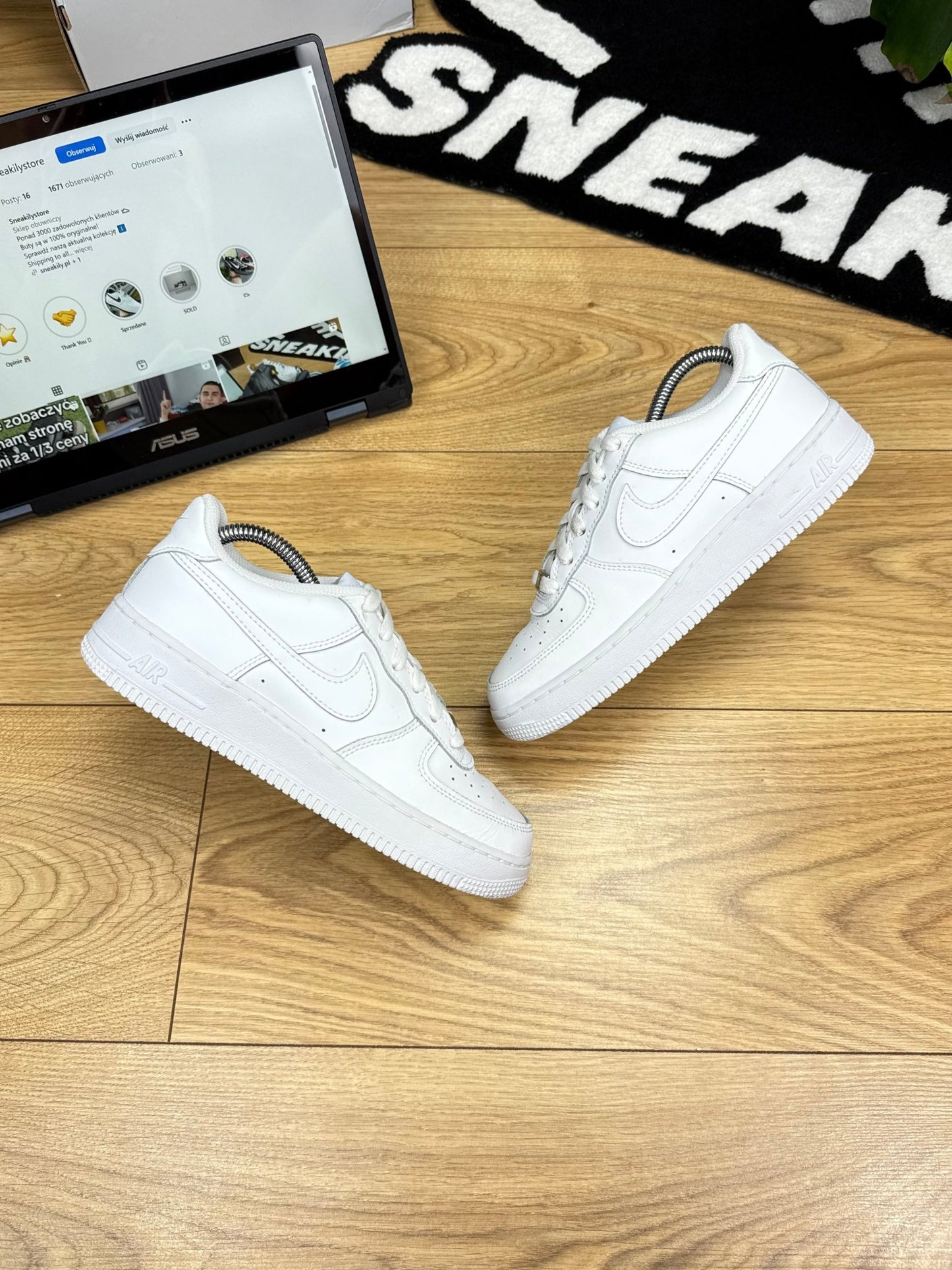 Nike Air Force 1 Low (37.5)