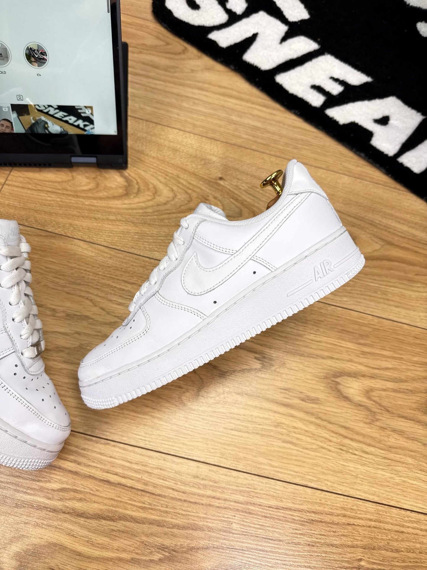 Nike Air Force 1 Low (38.5)