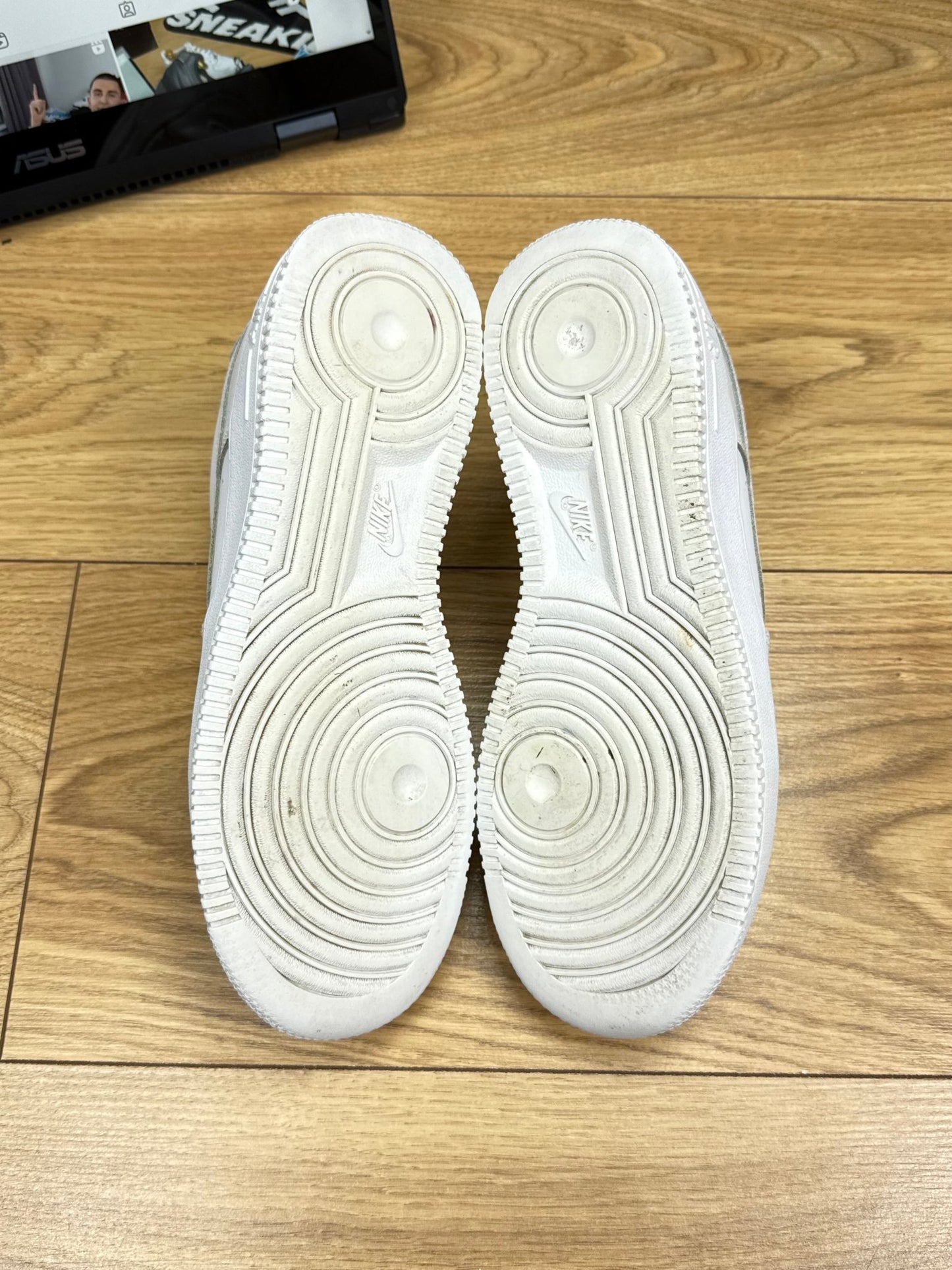 Nike Air Force 1 Low (38.5)