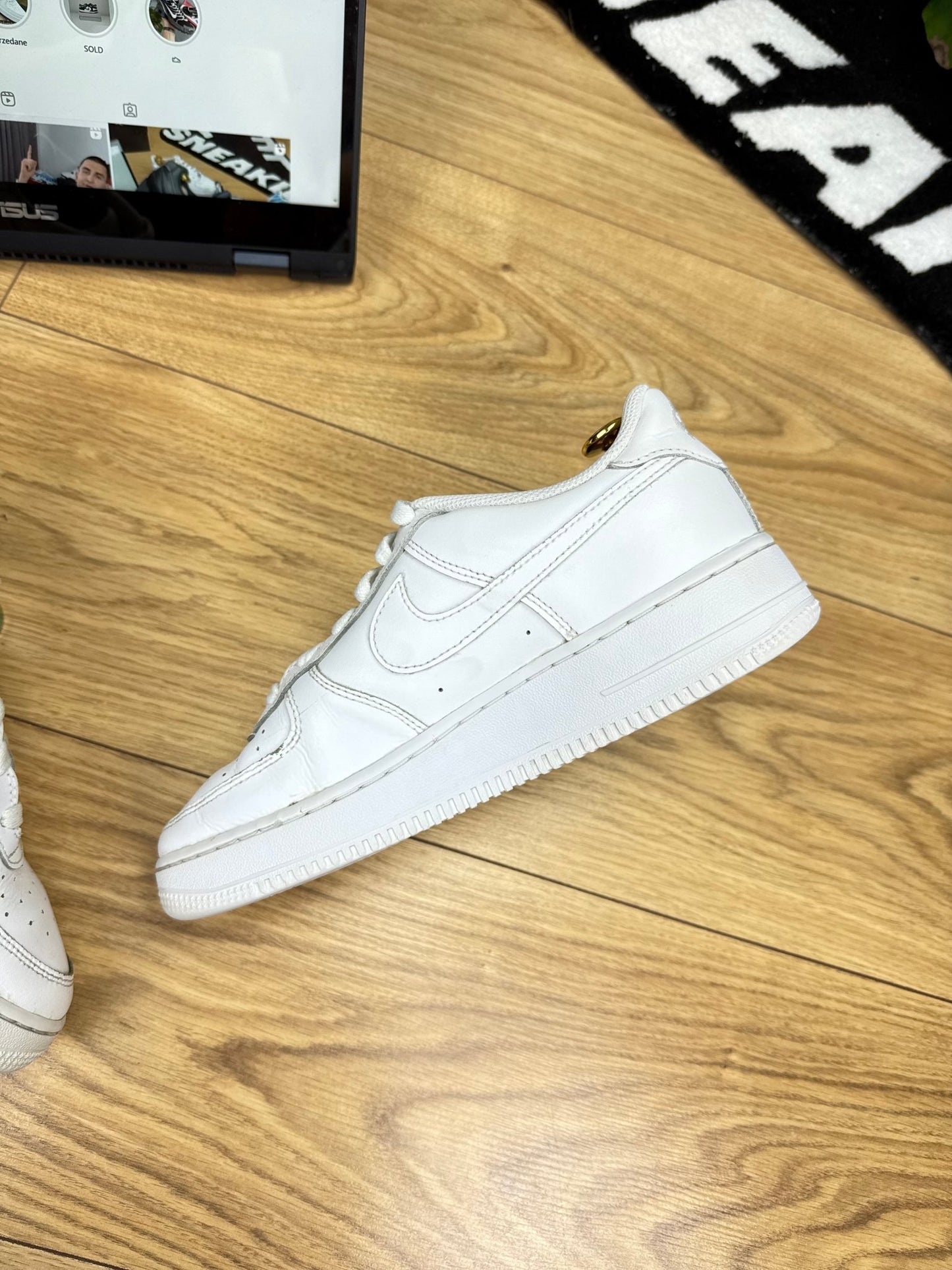 Nike Air Force 1 Low (40)