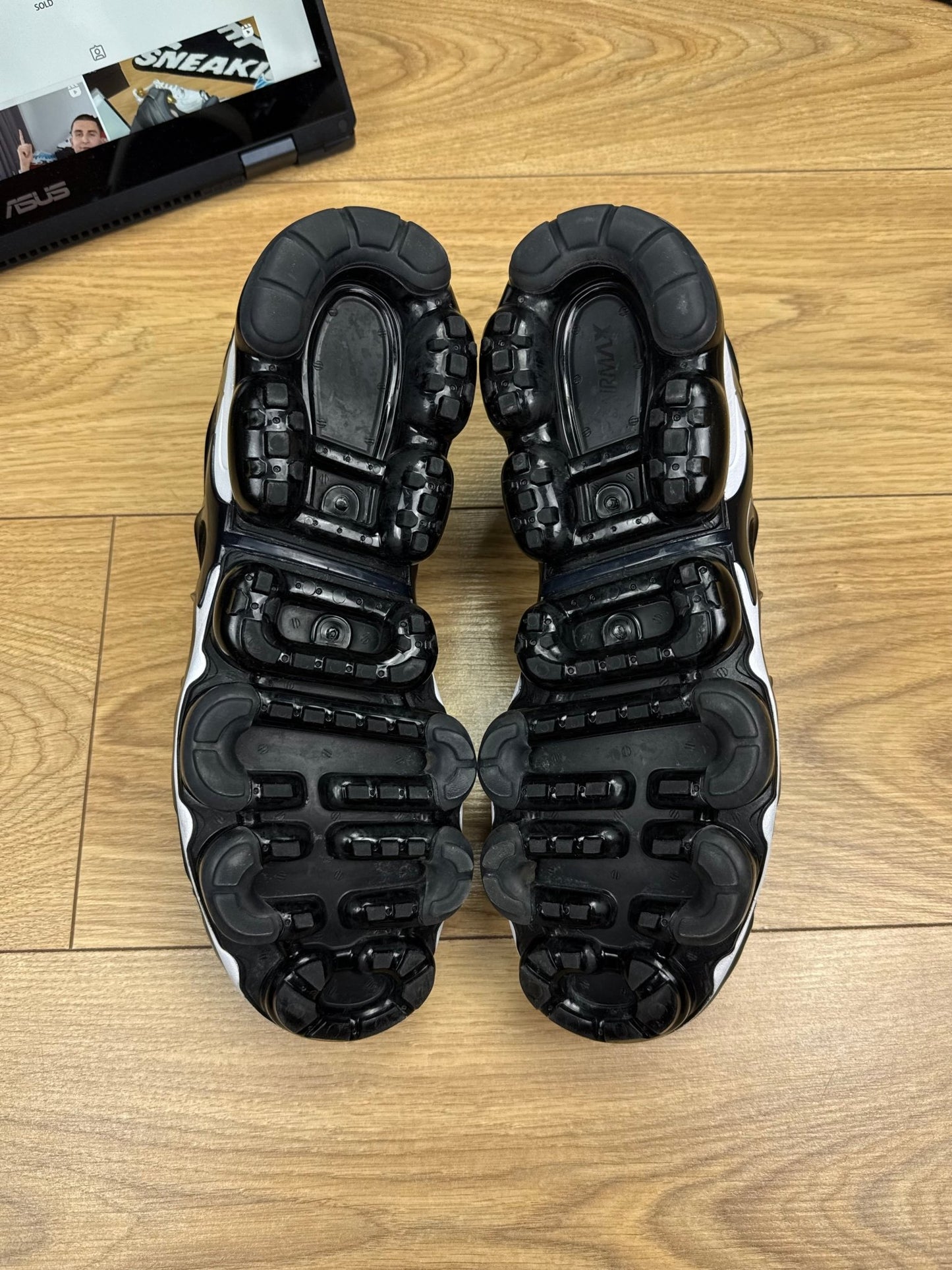 Nike Air Vapormax Plus (44)