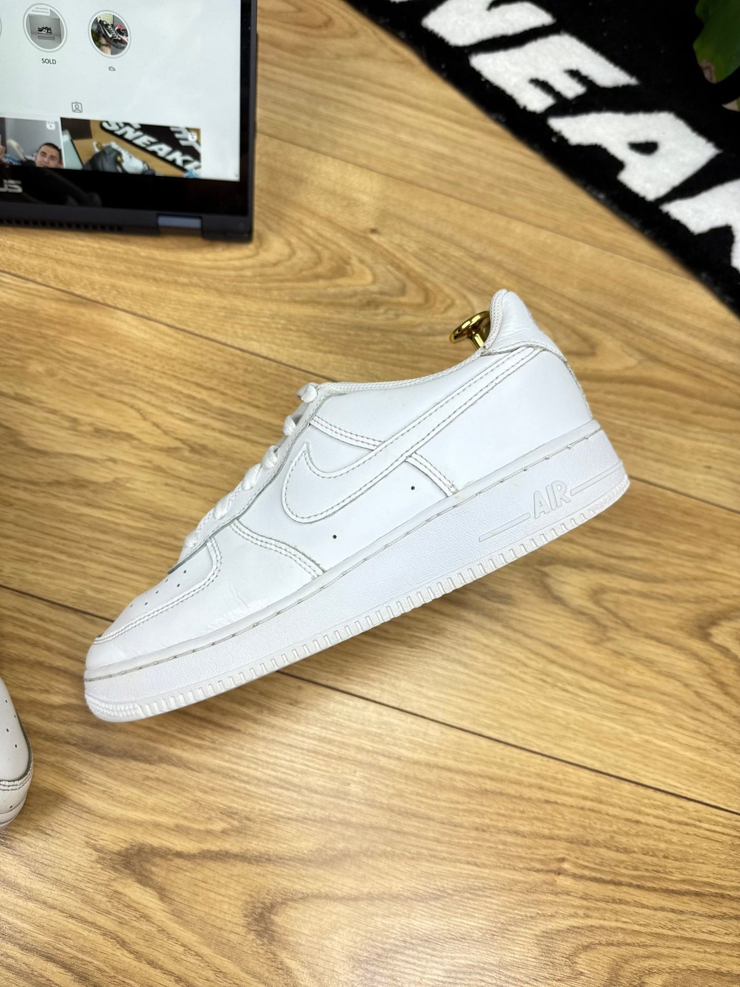 Nike Air Force 1 Low (40)