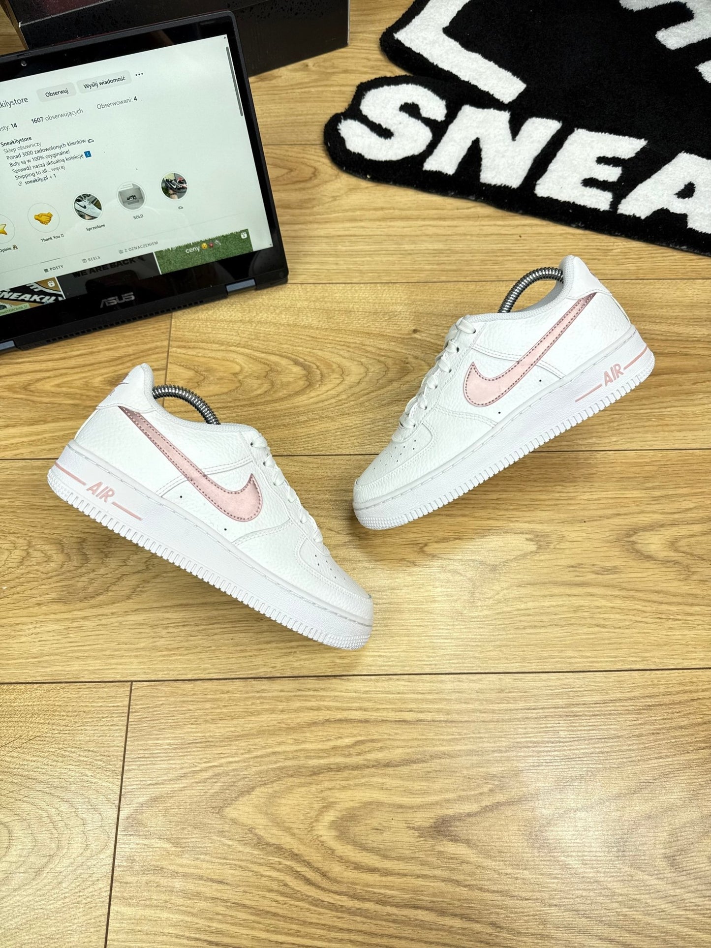 Nike Air Force 1 Low (37.5)