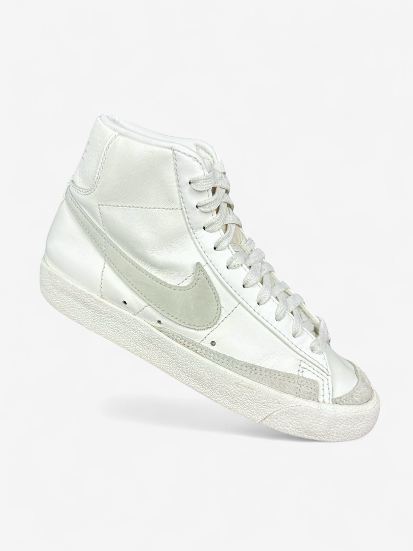 Nike Blazer Mid 77 (37.5)