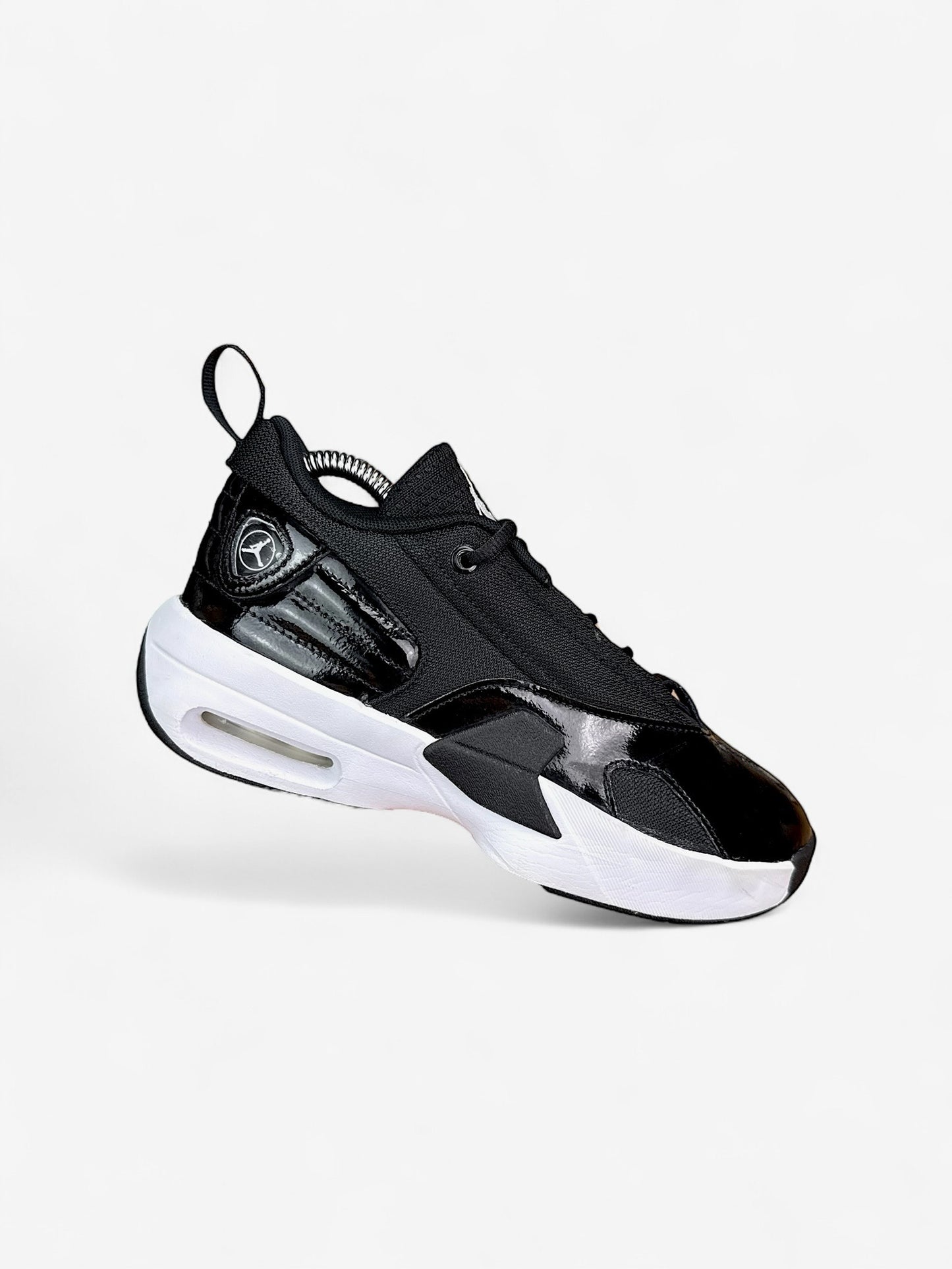 Nike Air Jordan Max Aura 6 (37.5)