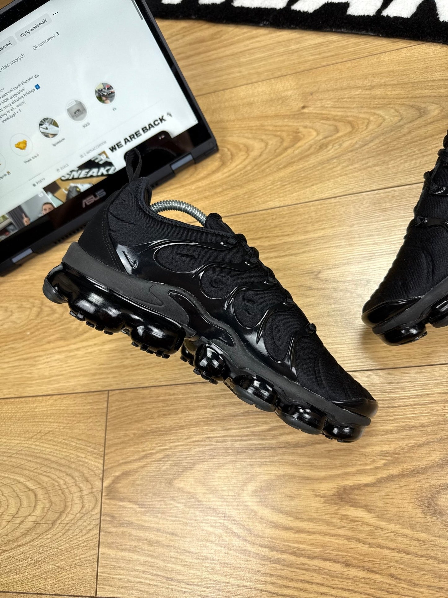 Nike Air Vapormax Plus (42.5)