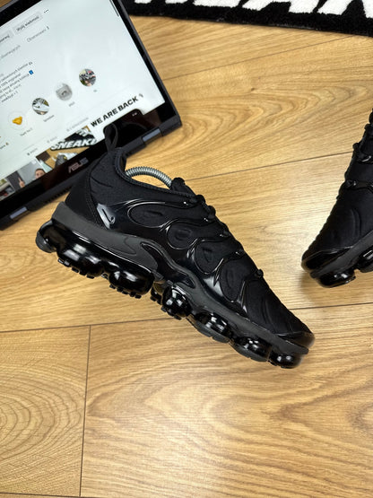 Nike Air Vapormax Plus (42.5)