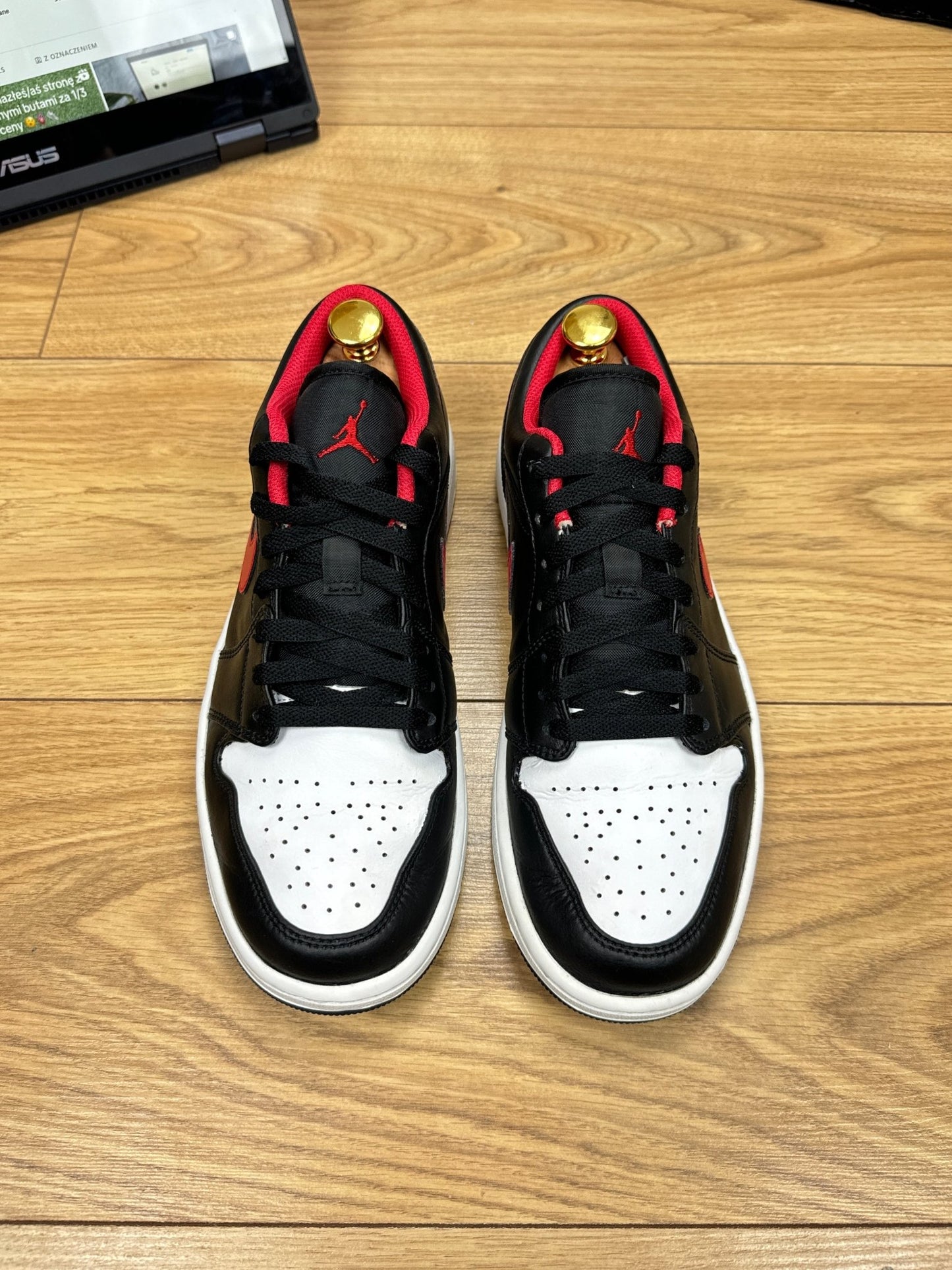 Nike Air Jordan 1 Low (42.5)