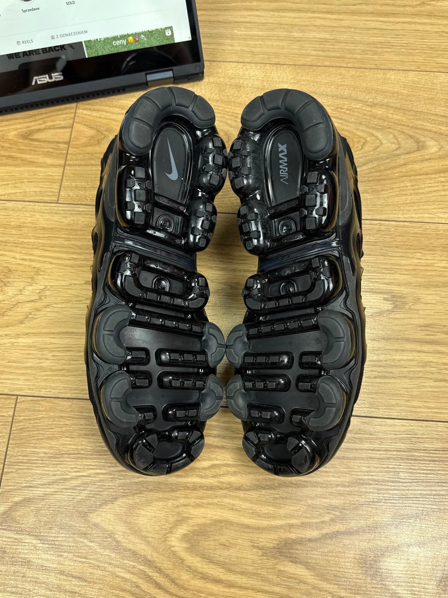 Nike Air Vapormax Plus (44)