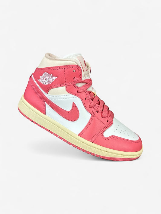 Nike Air Jordan 1 Mid (37.5)