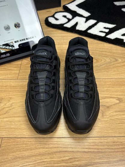 Nike Air Max 95 (42)