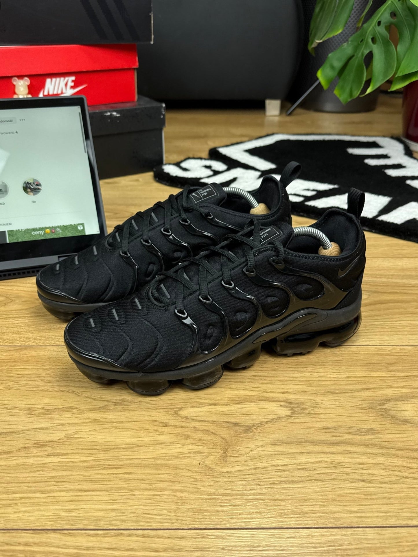 Nike Air Vapormax Plus (44)