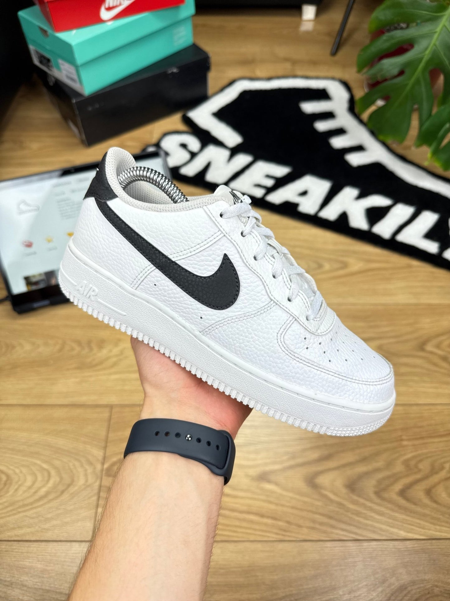 Nike Air Force 1 Low (38.5)
