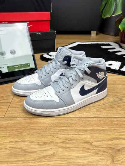 Nike Air Jordan 1 Mid (43)