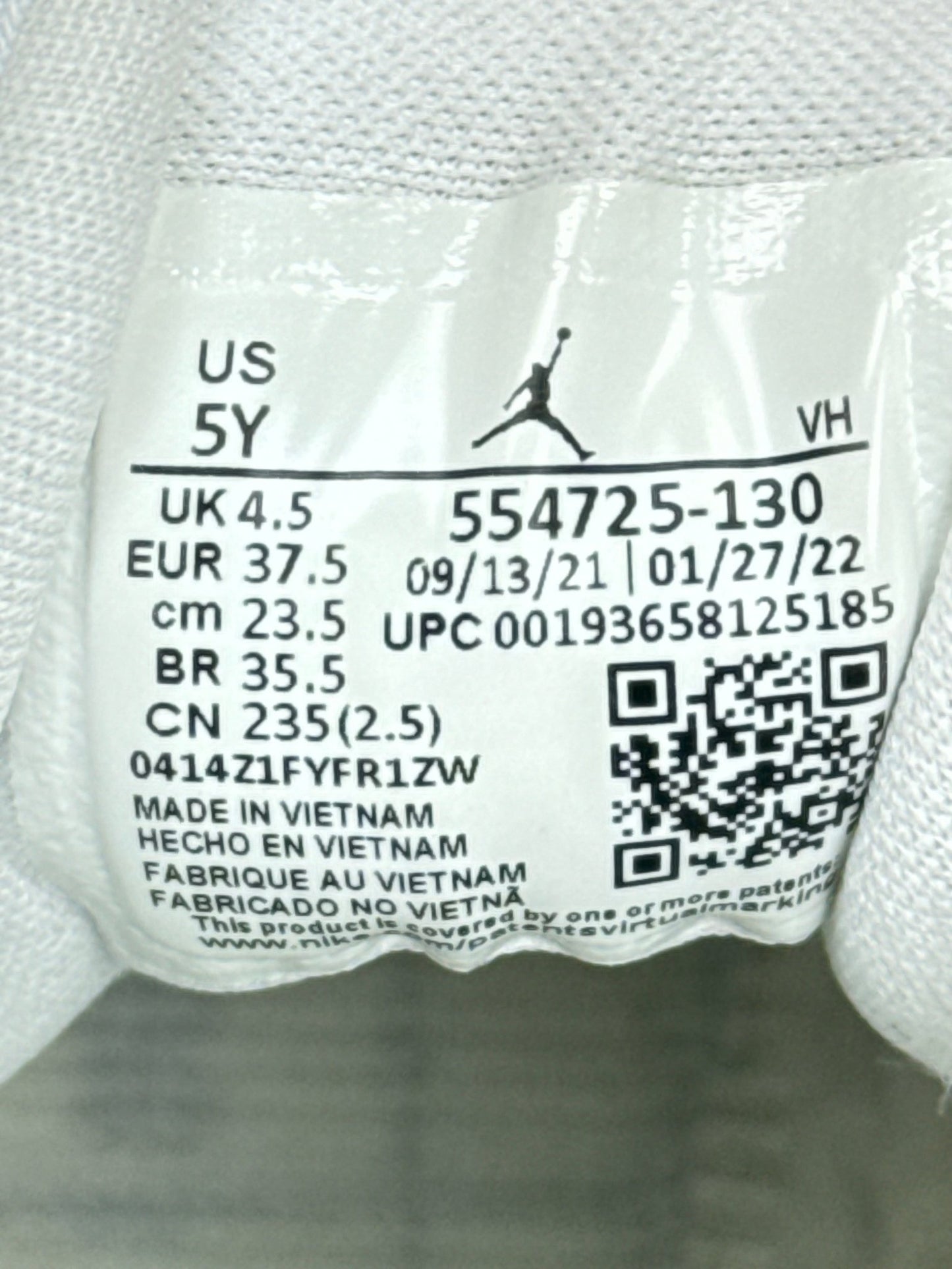 Nike Air Jordan 1 Mid (37.5)