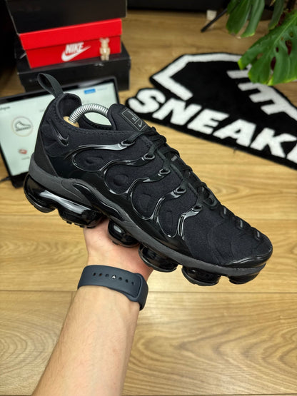 Nike Air Vapormax Plus (42.5)