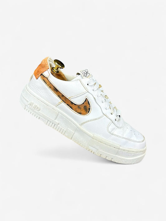 Nike Air Force 1 Pixel (40.5)